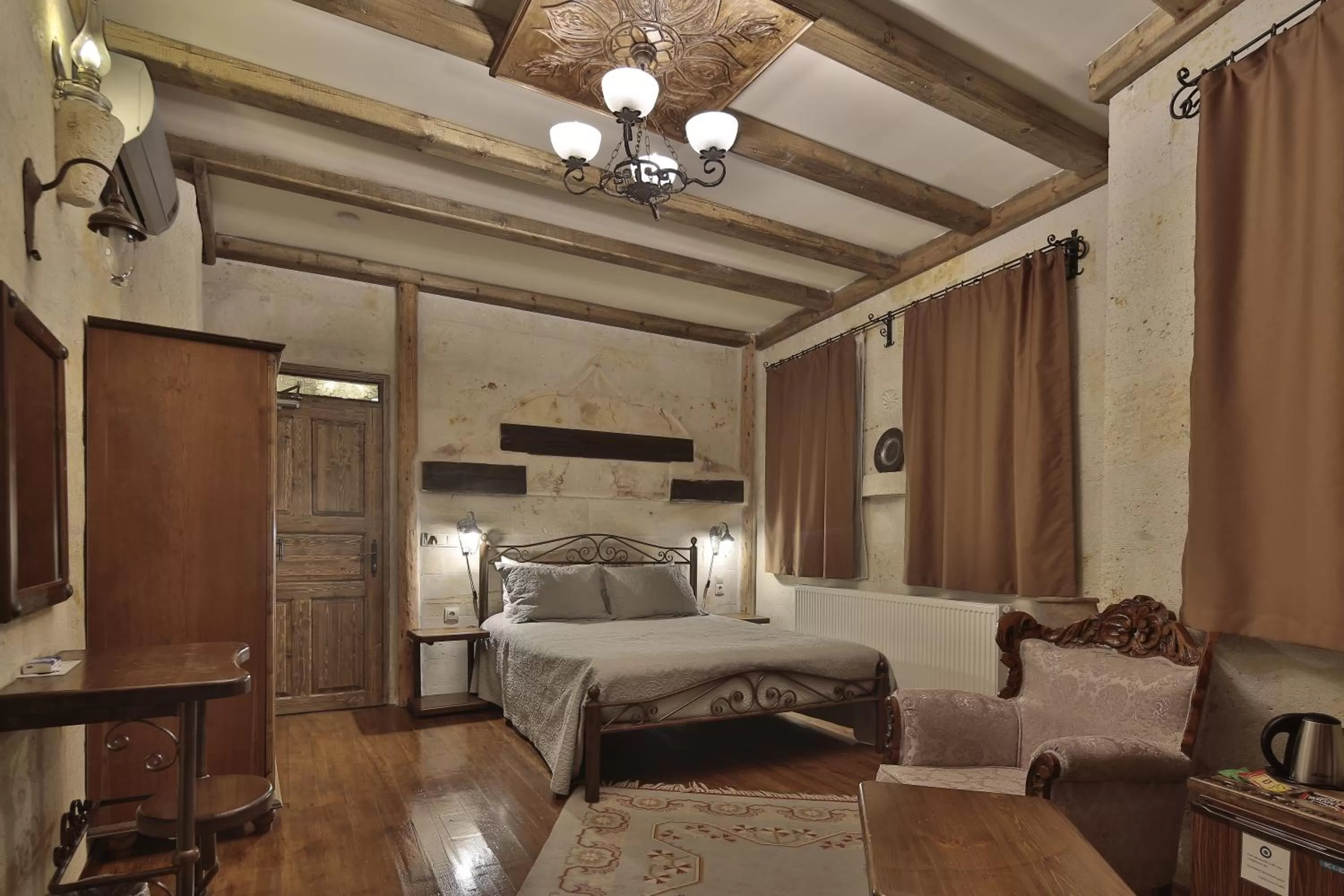 Bed in Vista Cave Hotel