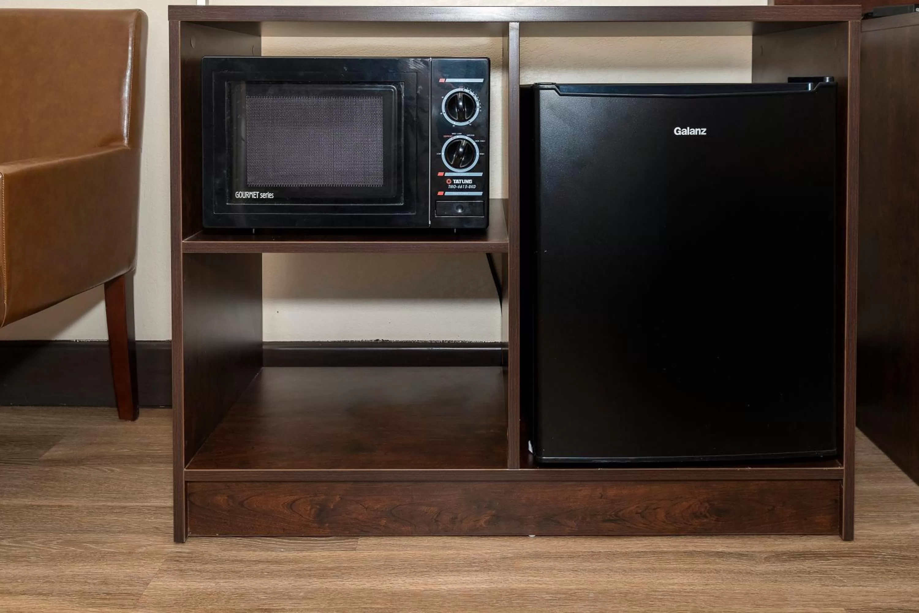 Photo of the whole room in Red Roof Inn Fredericksburg North