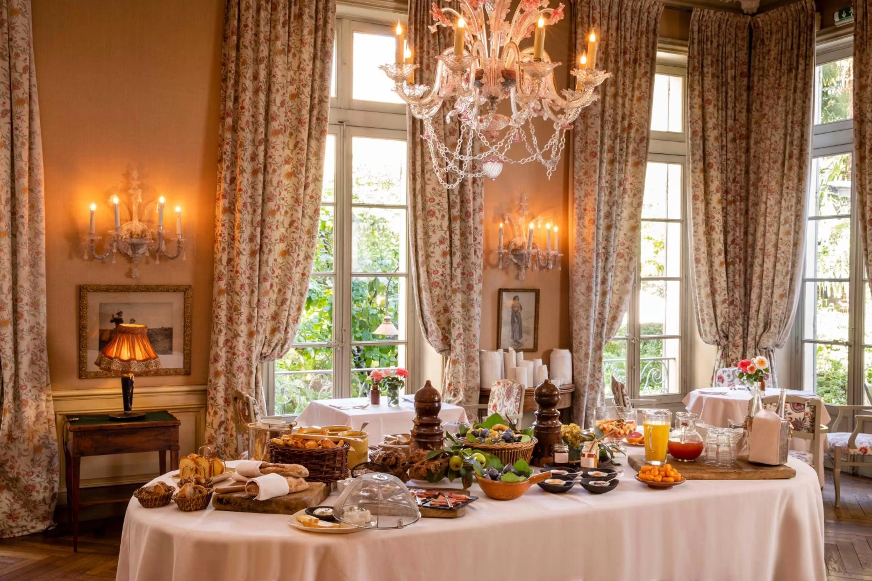 Breakfast in La Mirande