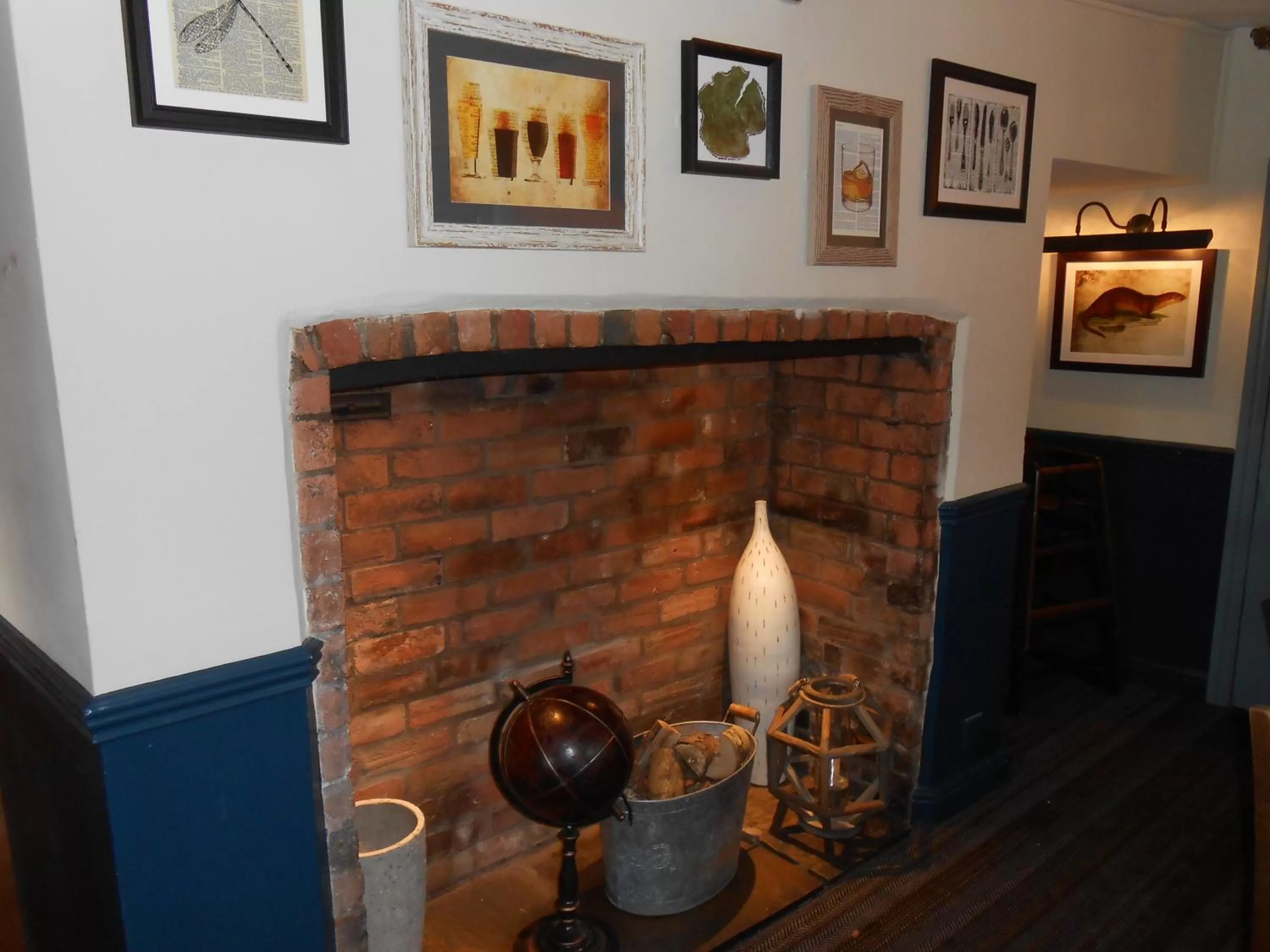 Lounge or bar in Pen and Parchment by Greene King Inns