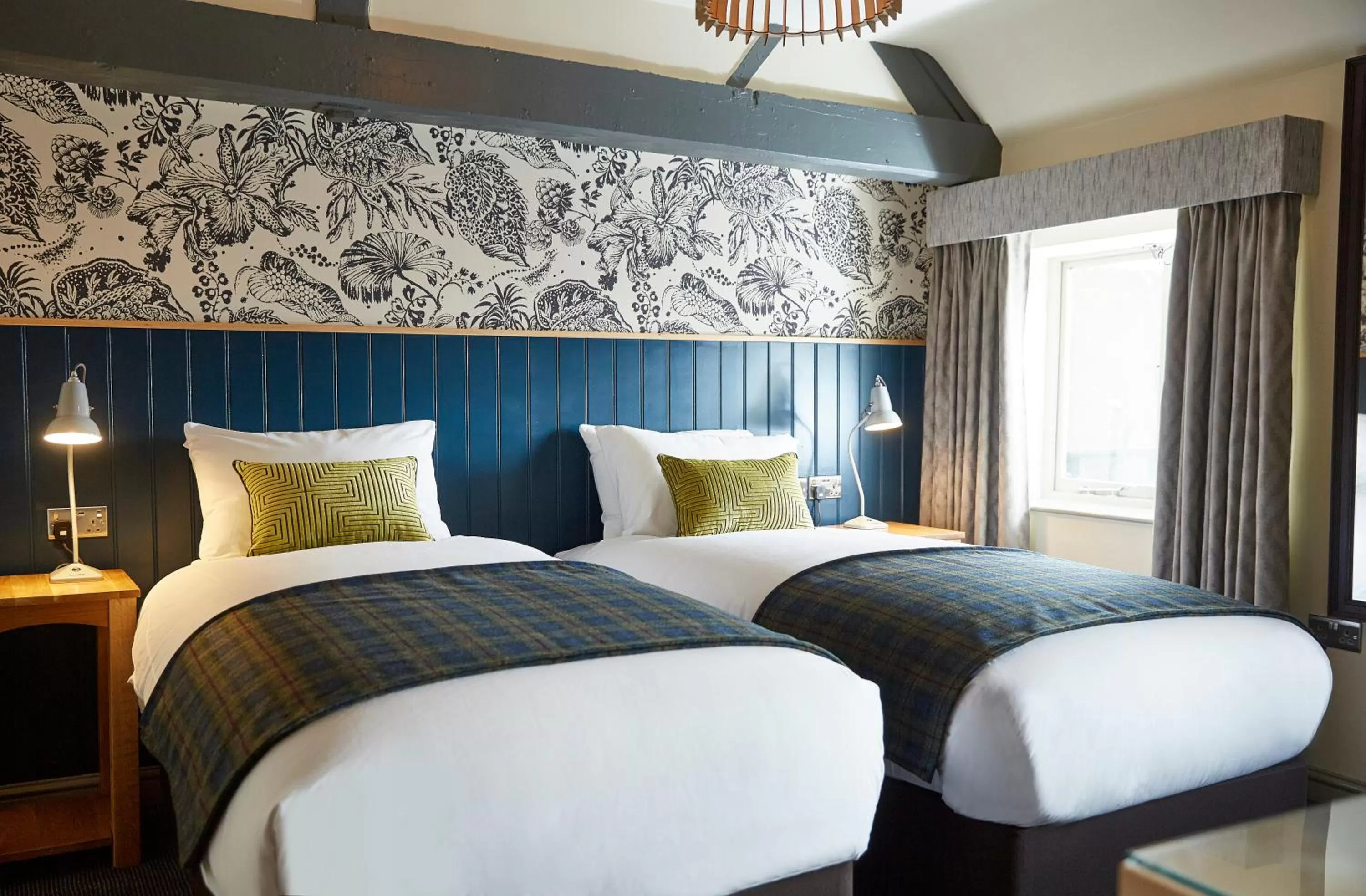 Property building, Bed in Pen and Parchment by Greene King Inns