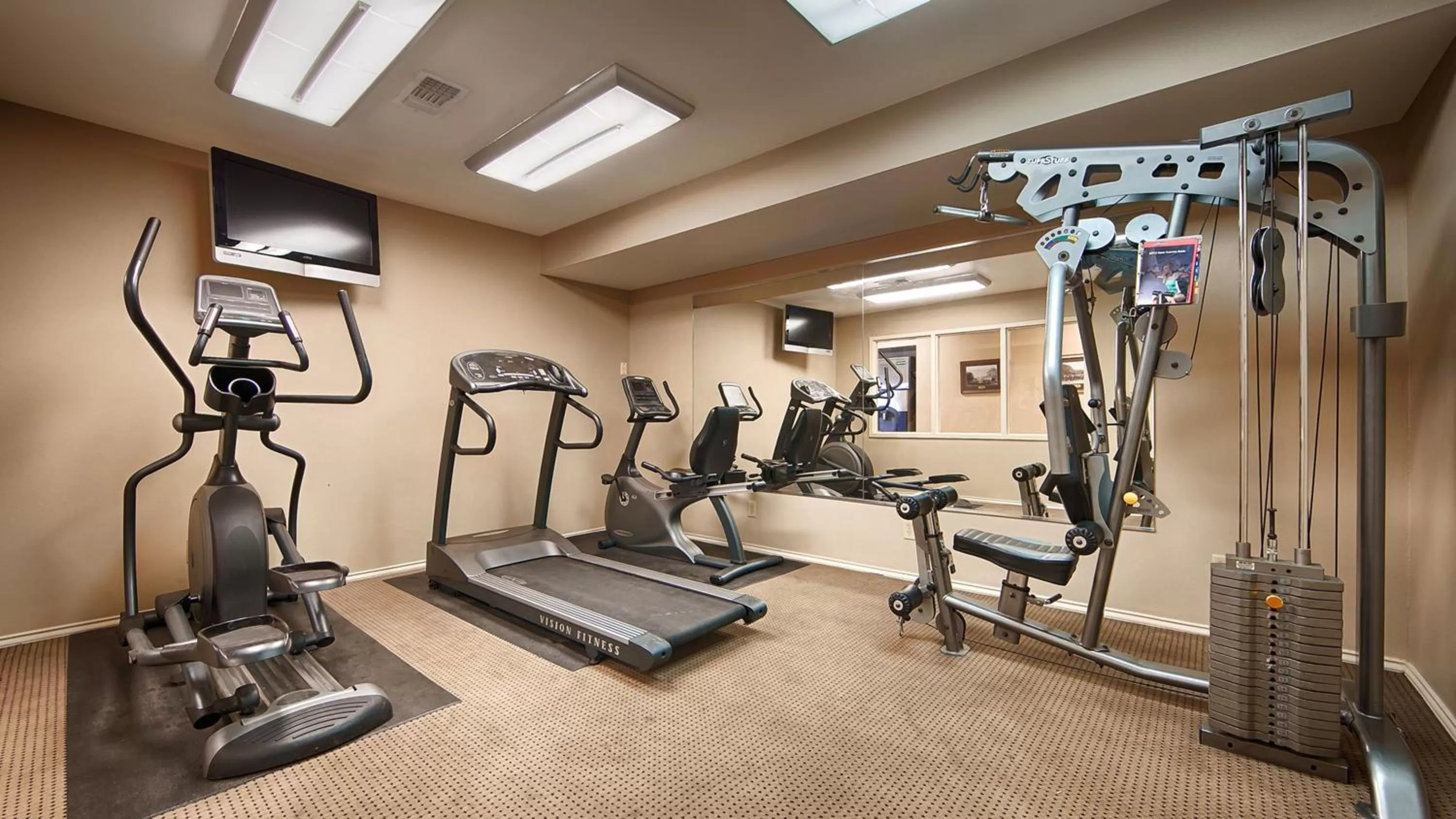 Fitness centre/facilities in Americas Best Value Inn & Suites Sonora