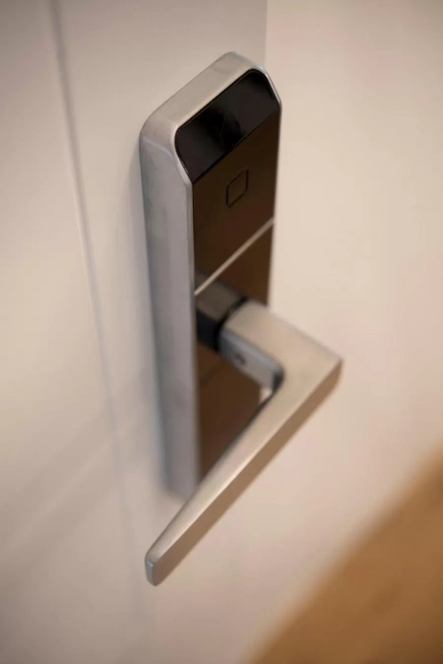 Sir Thomas Bed and More