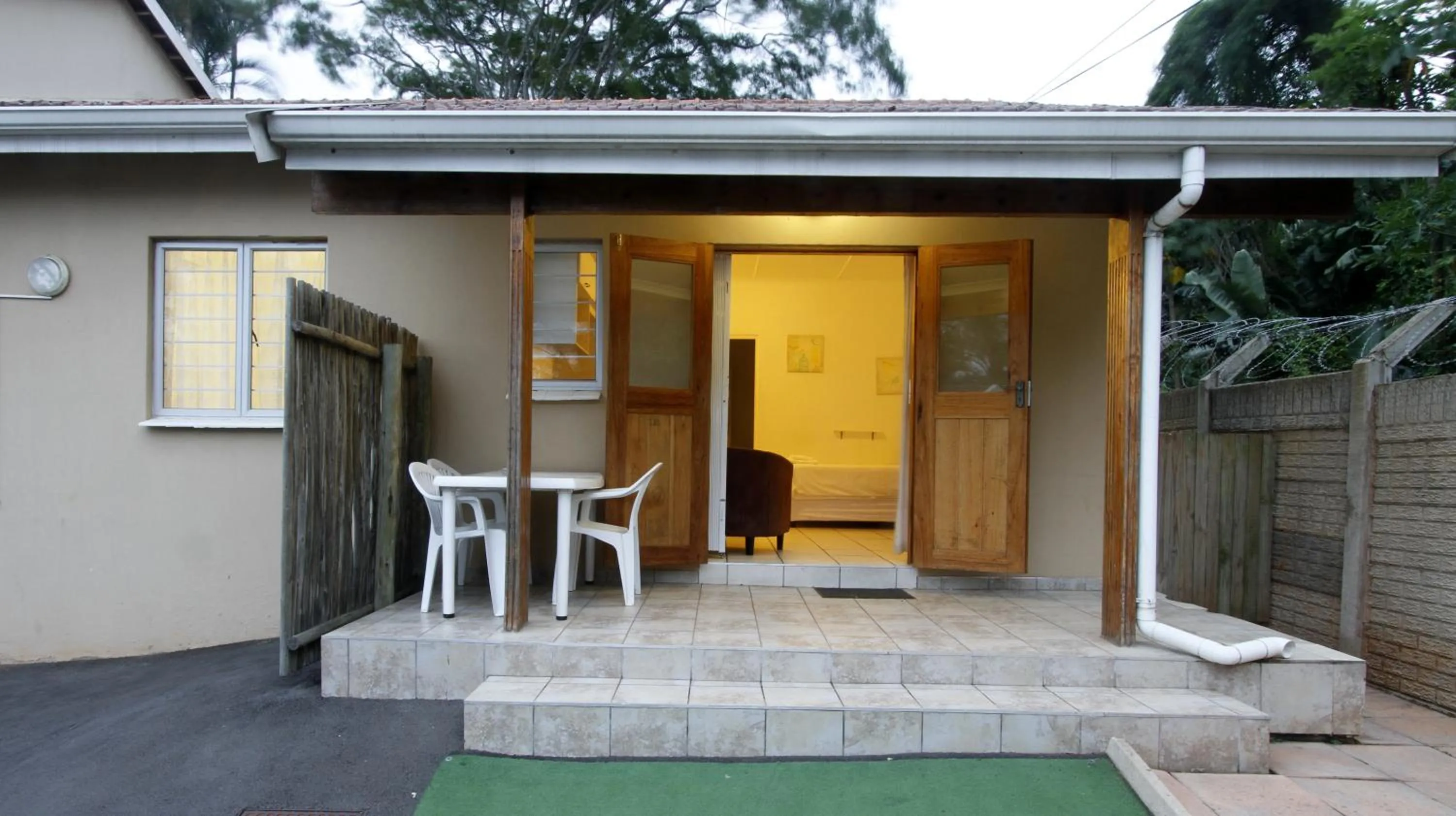 Patio in Clinch Self Catering