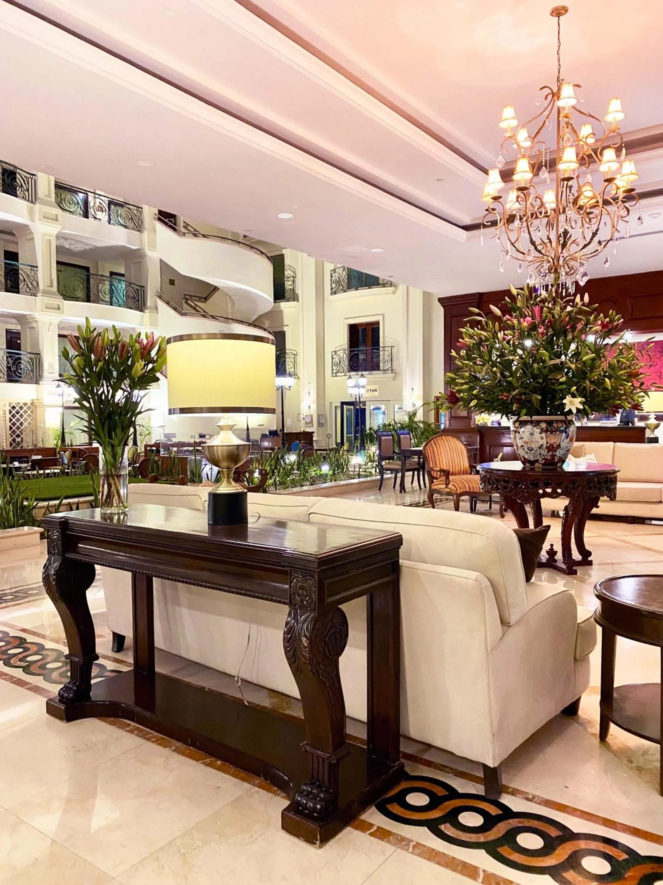 Living room in Marriott Torreon Hotel