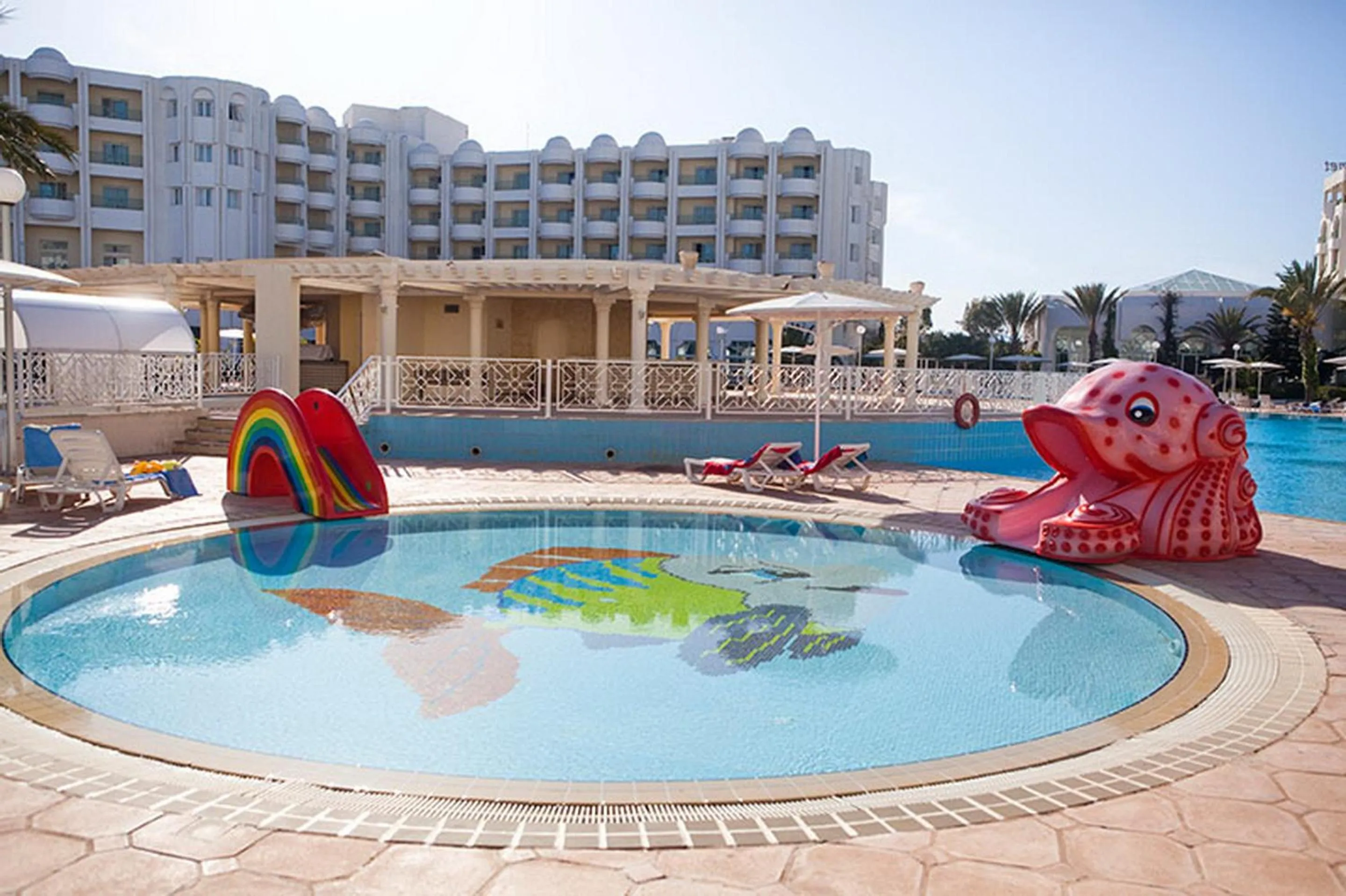 Swimming pool in El Mouradi Hammamet