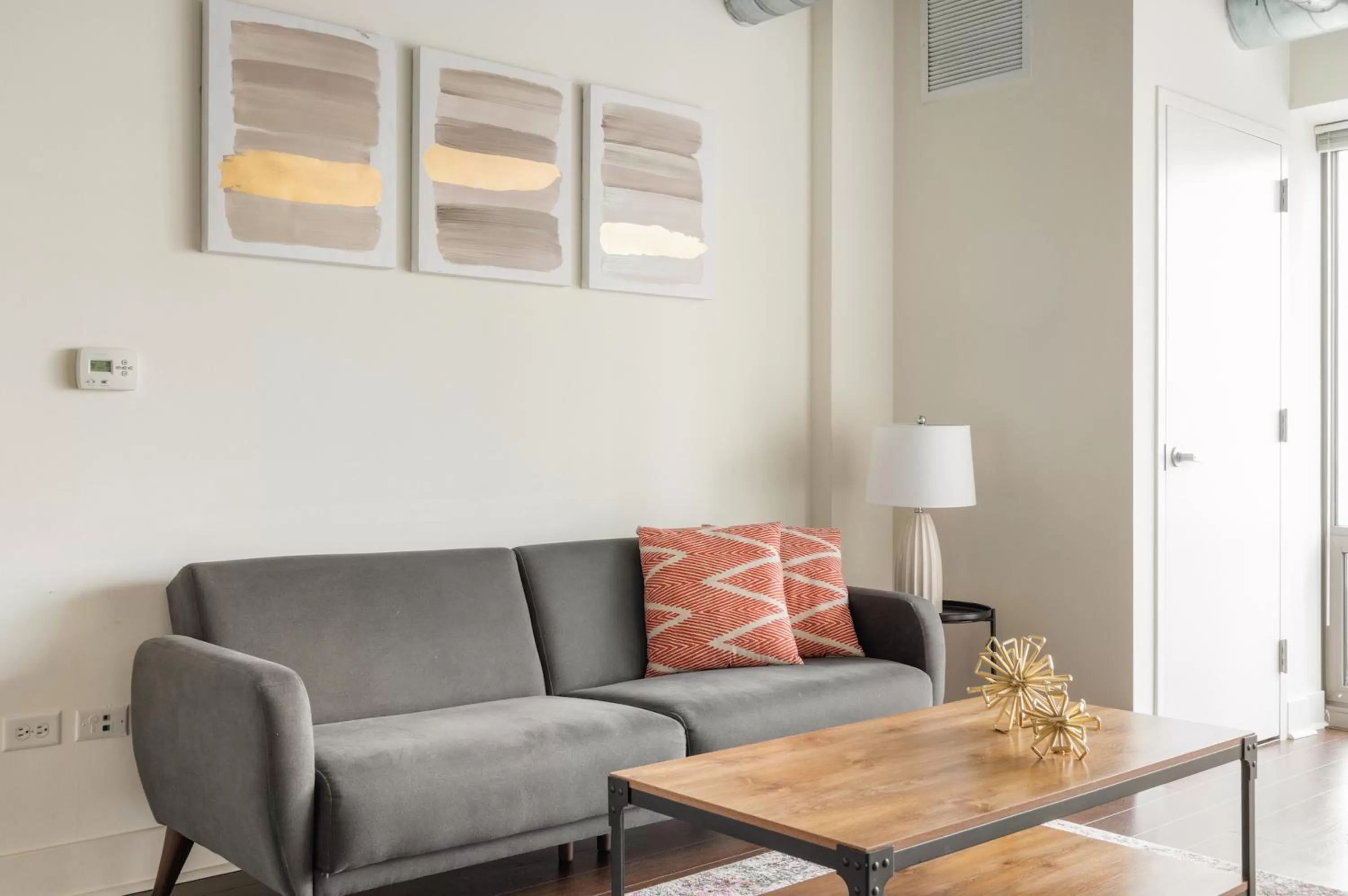 Living room, Seating Area in Kasa South Loop Chicago