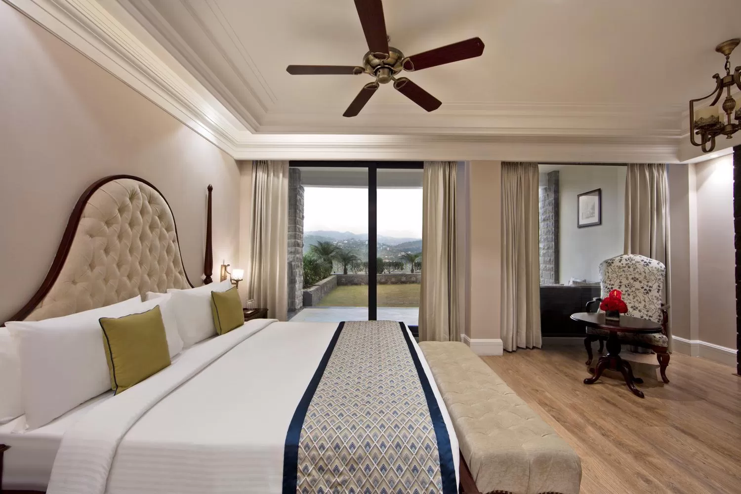 Photo of the whole room, Bed in Fortune Select Forest Hill, Kasauli - Member ITC Hotels' Group
