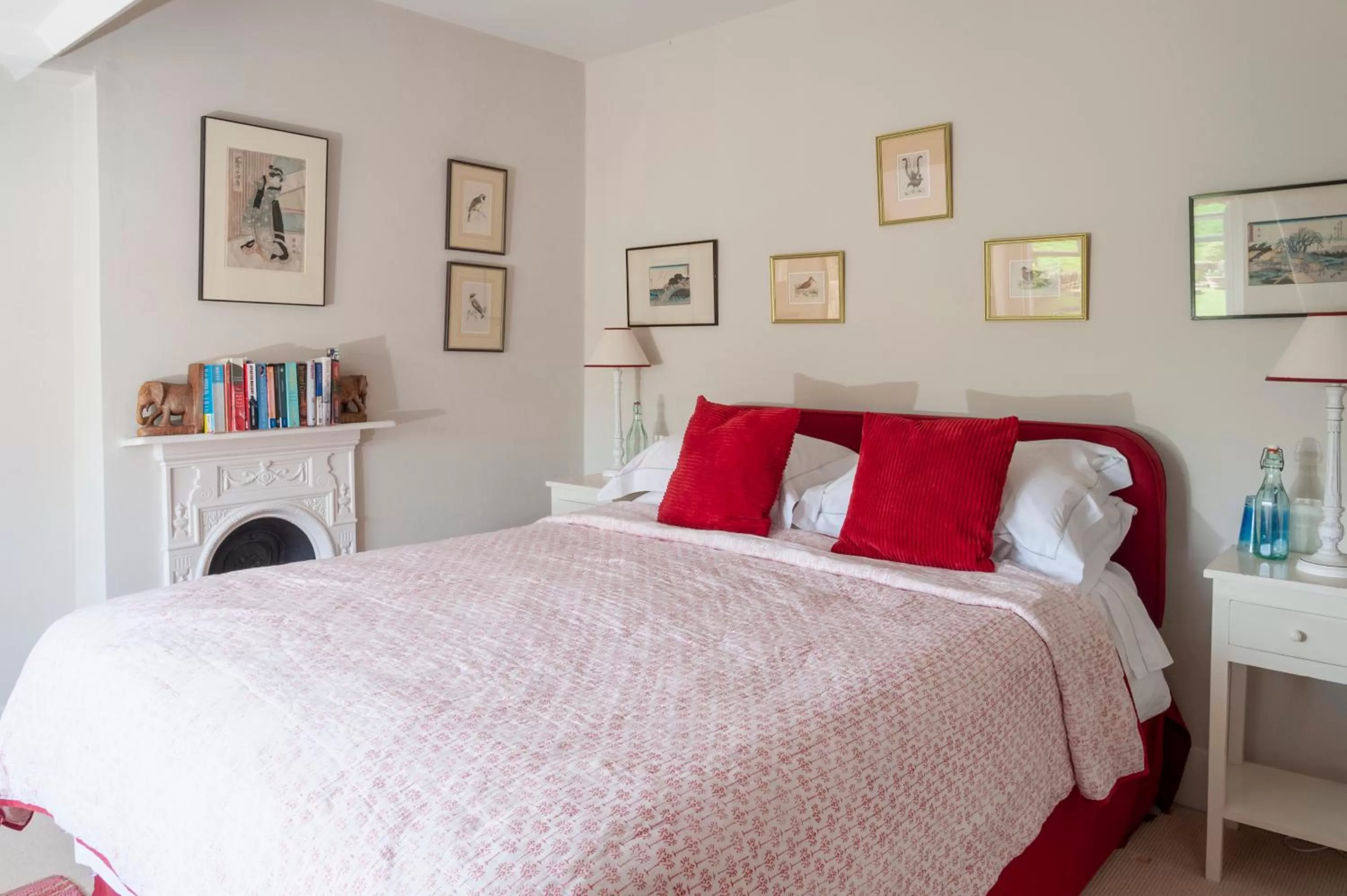 Bed in Avalon House Bed and Breakfast