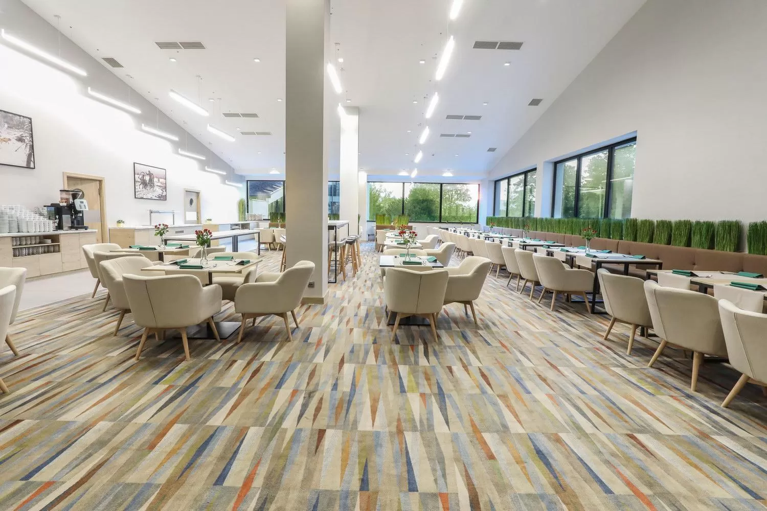 Restaurant/places to eat in Magnus Resort