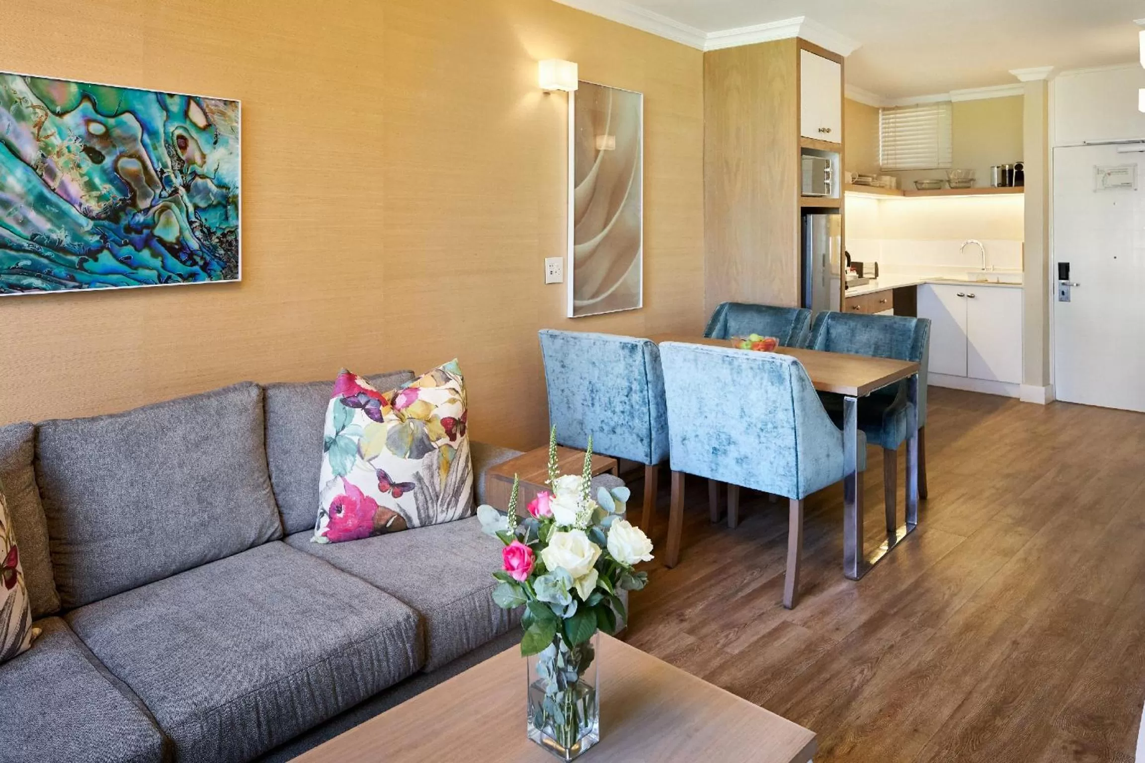 Kitchen or kitchenette in First Group Breakers Resort - Official