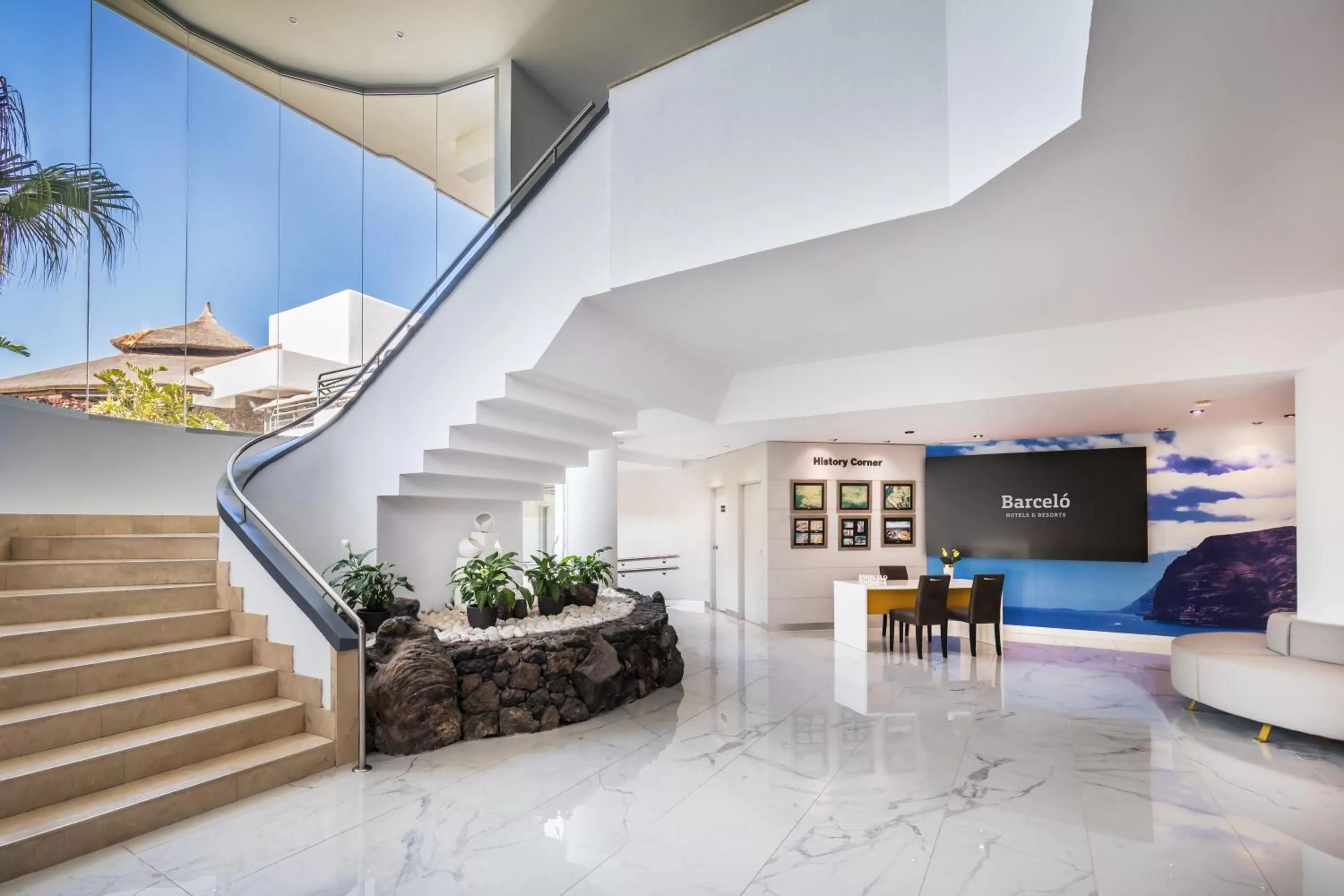 Lobby or reception in Barceló Santiago - Adults Only