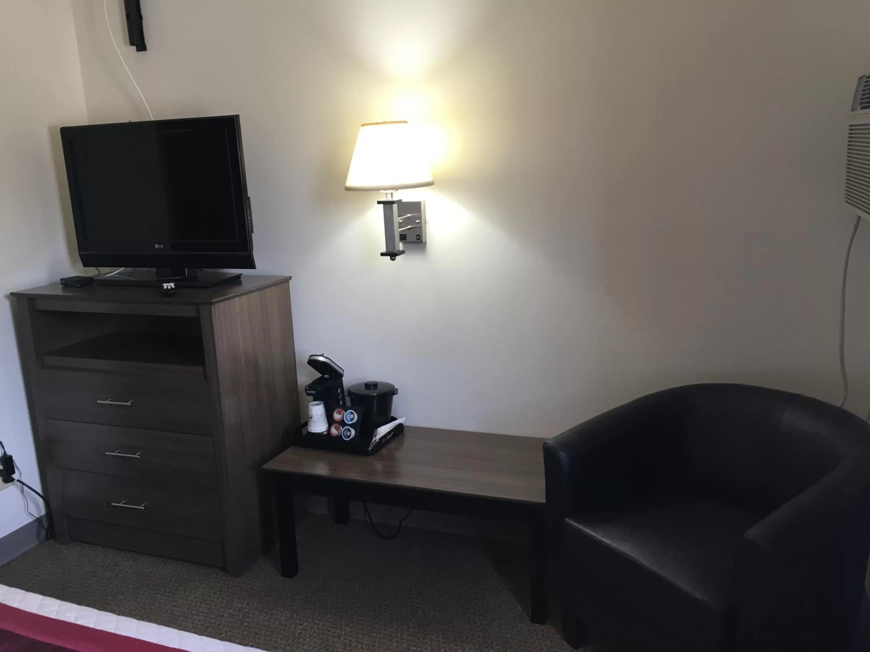 TV/Entertainment Center in Lakes Area Inn