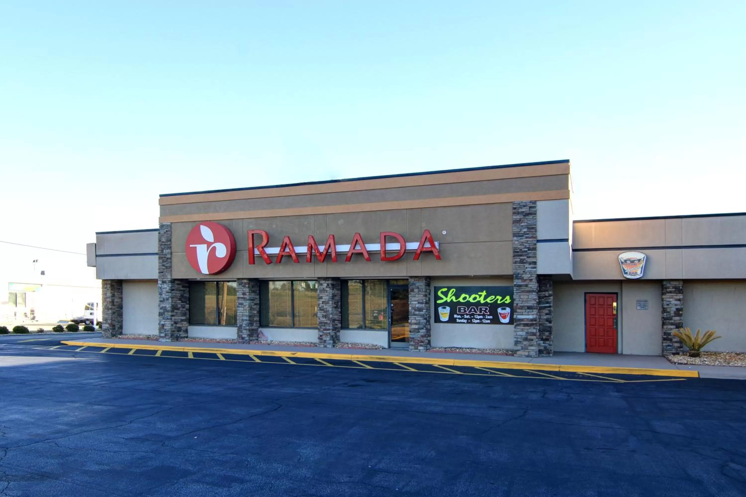 Property building in Ramada by Wyndham Macon