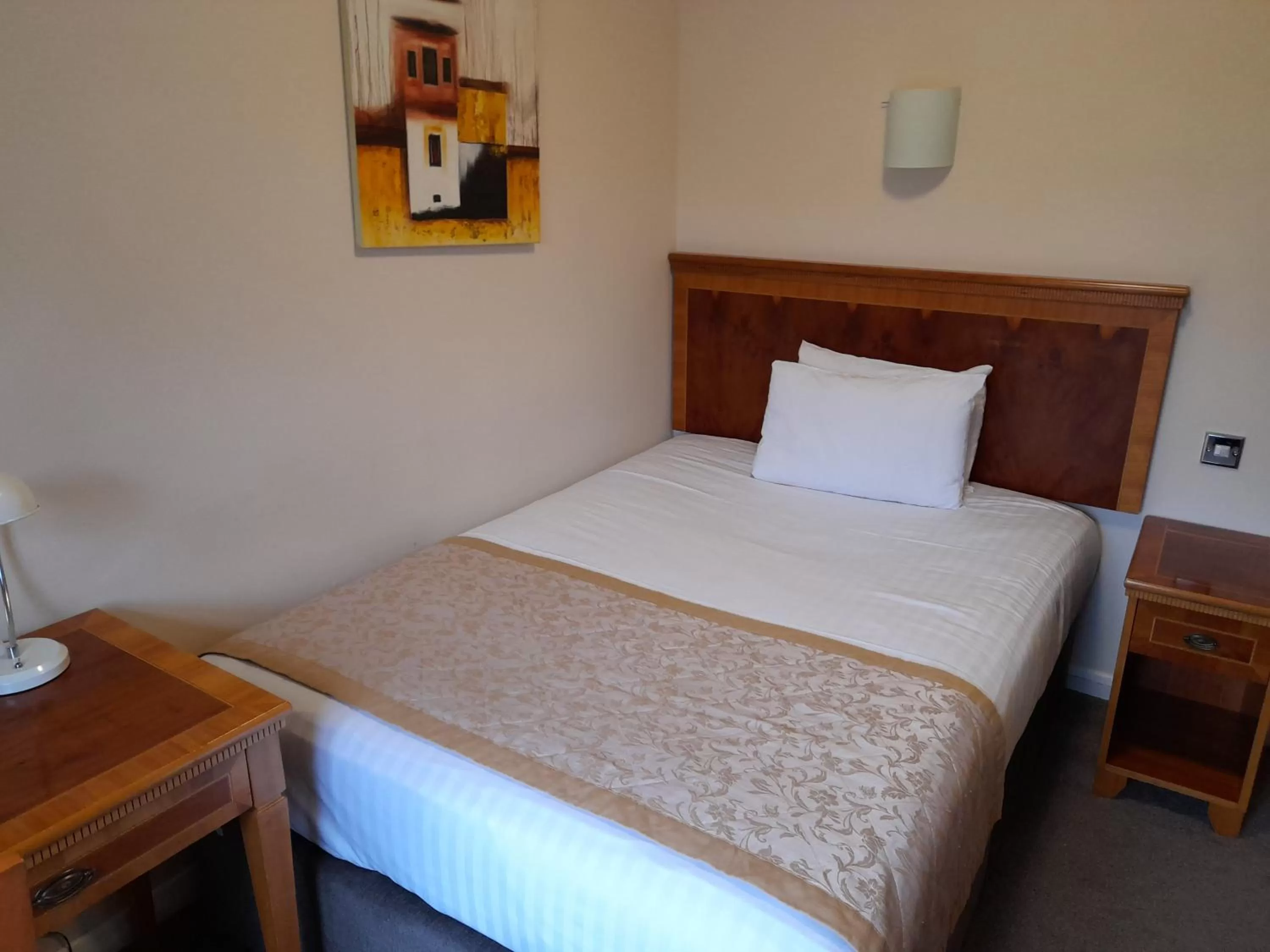 Bed in Lismoyne Hotel