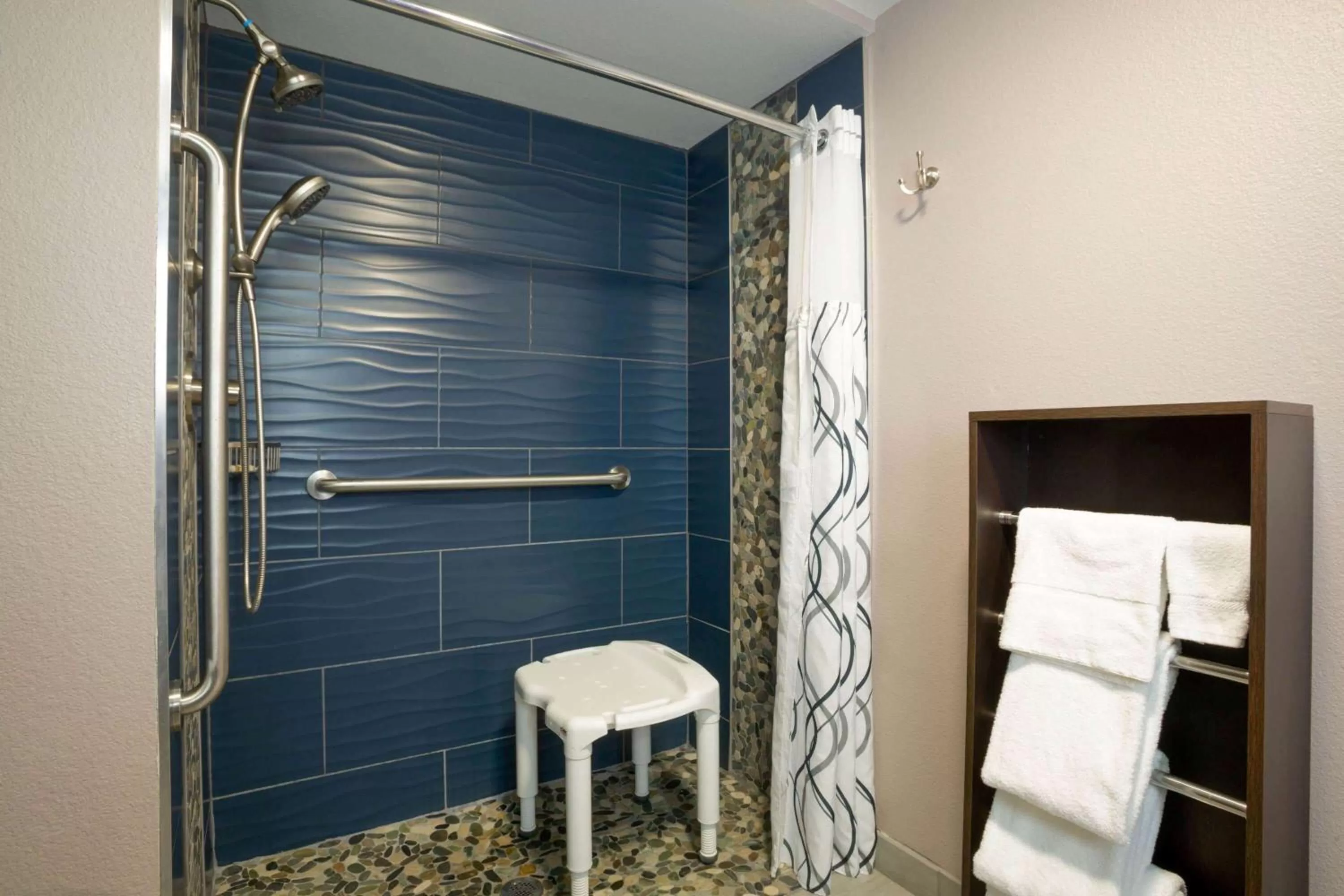 Shower in La Quinta by Wyndham Branson