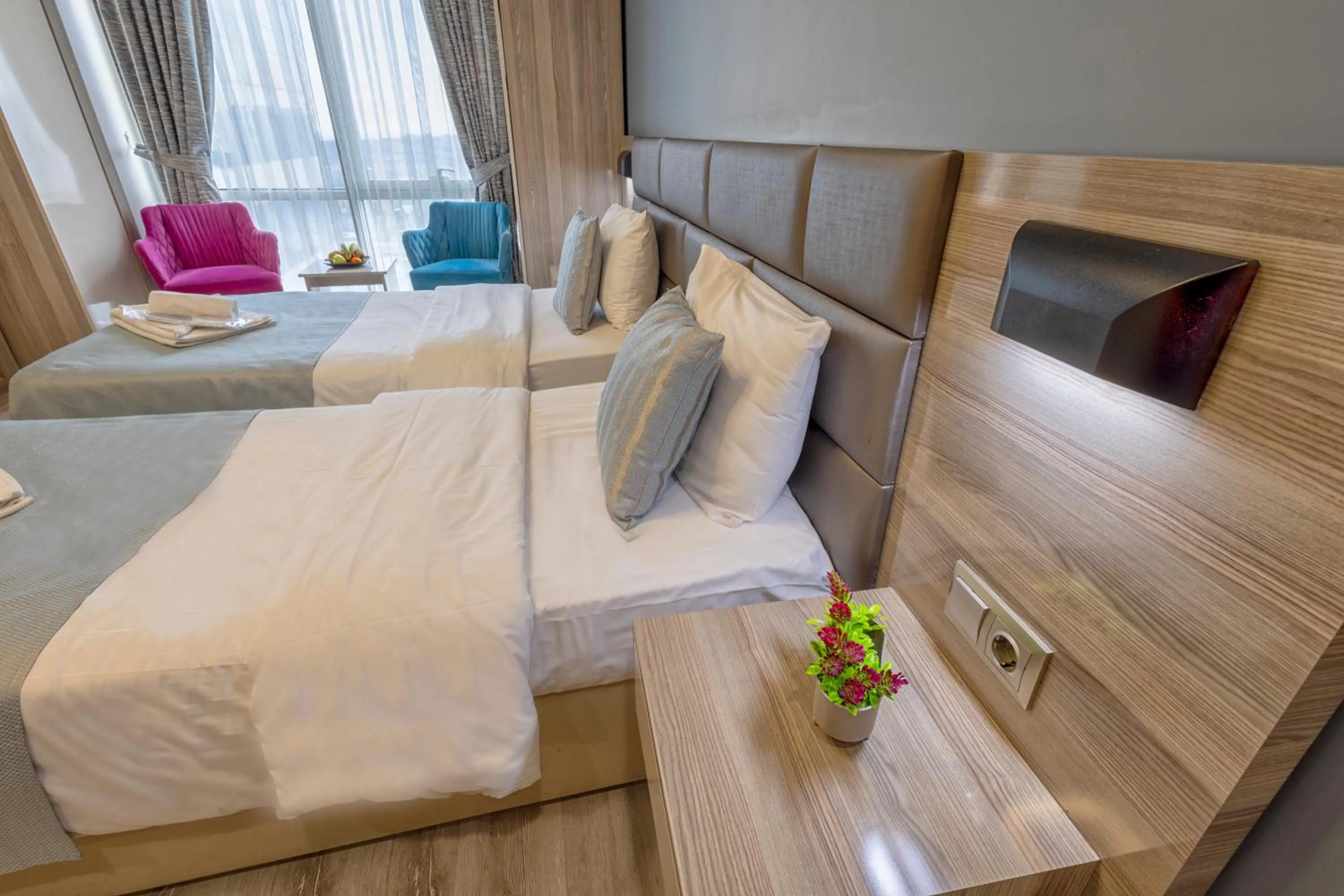 Bed in My House N5 Suites Hotel