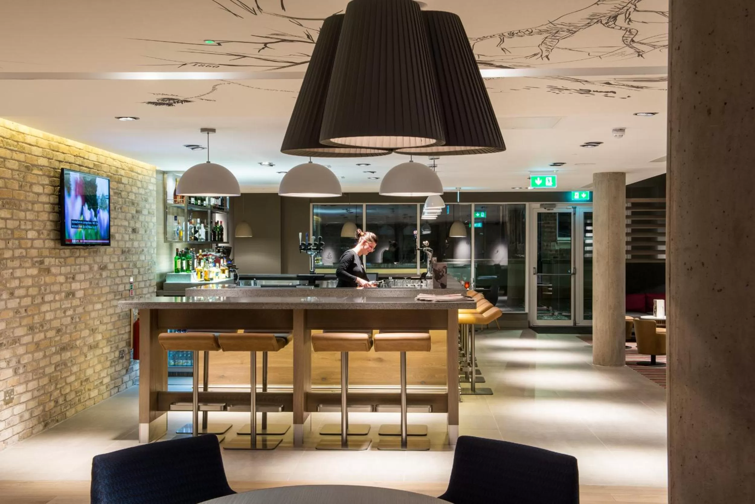 Restaurant/places to eat in ibis Edinburgh Centre South Bridge – Royal Mile