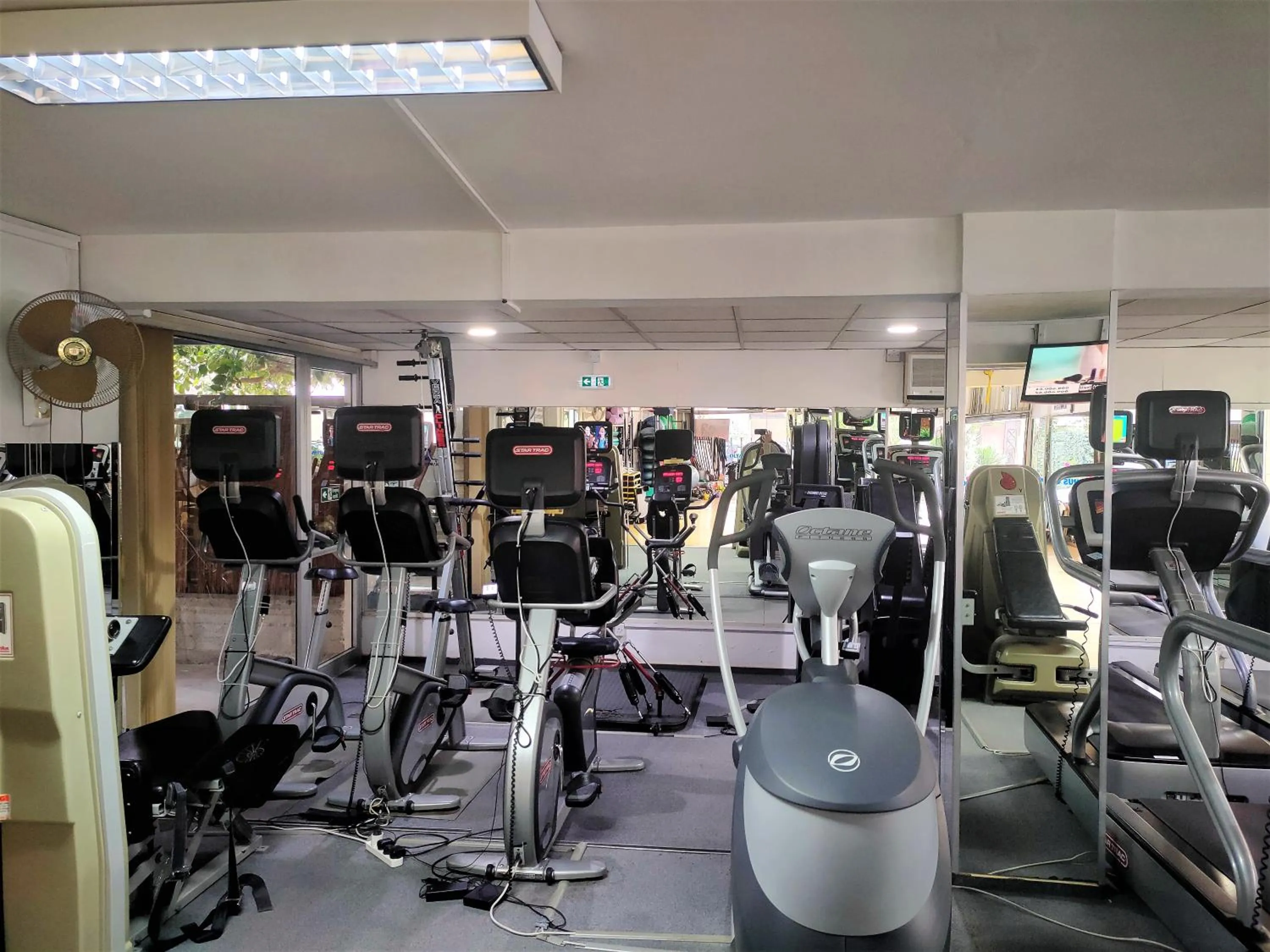Fitness centre/facilities in Almond Business Hotel