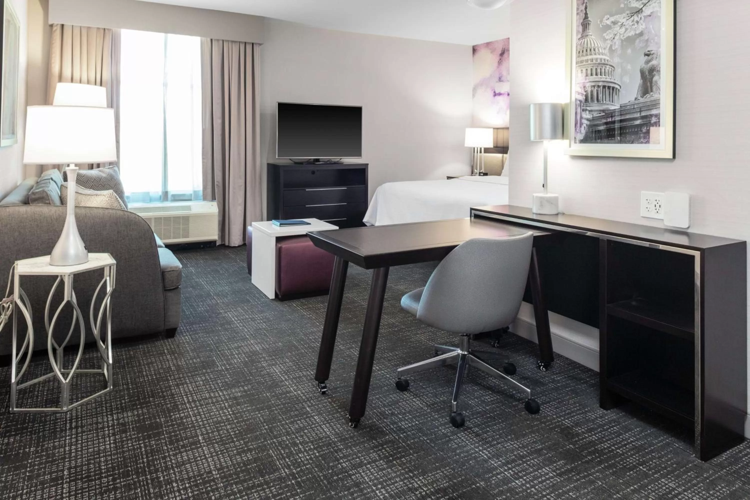 TV and multimedia in Homewood Suites By Hilton Largo Washington Dc