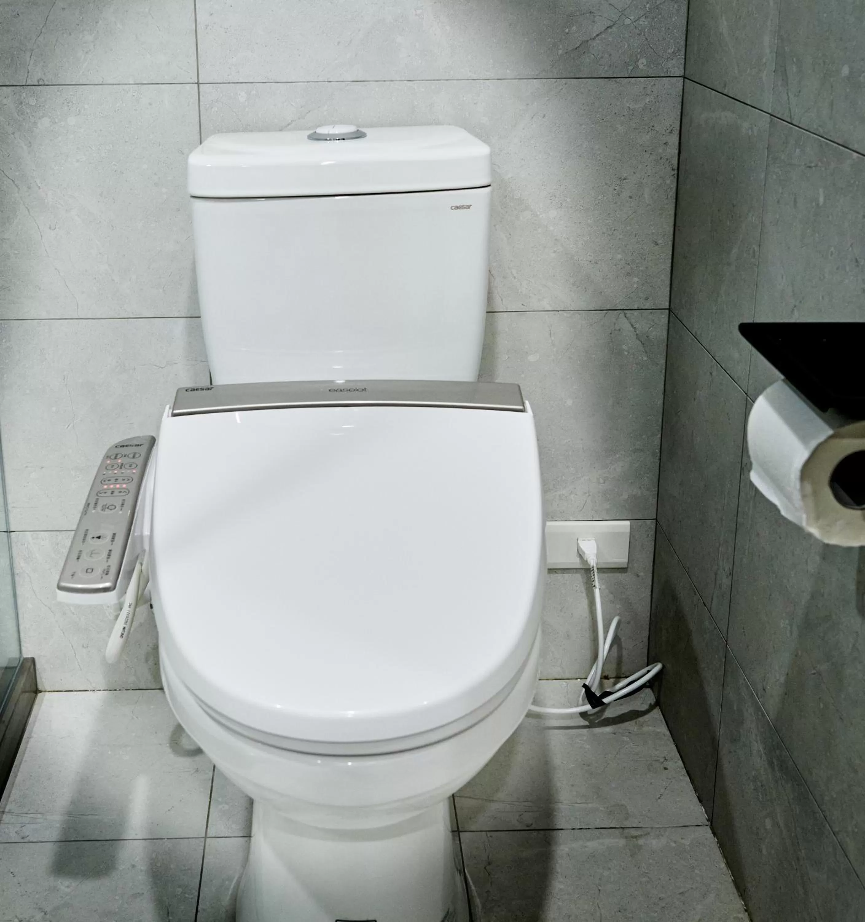 Toilet in Comma Boutique Hotel