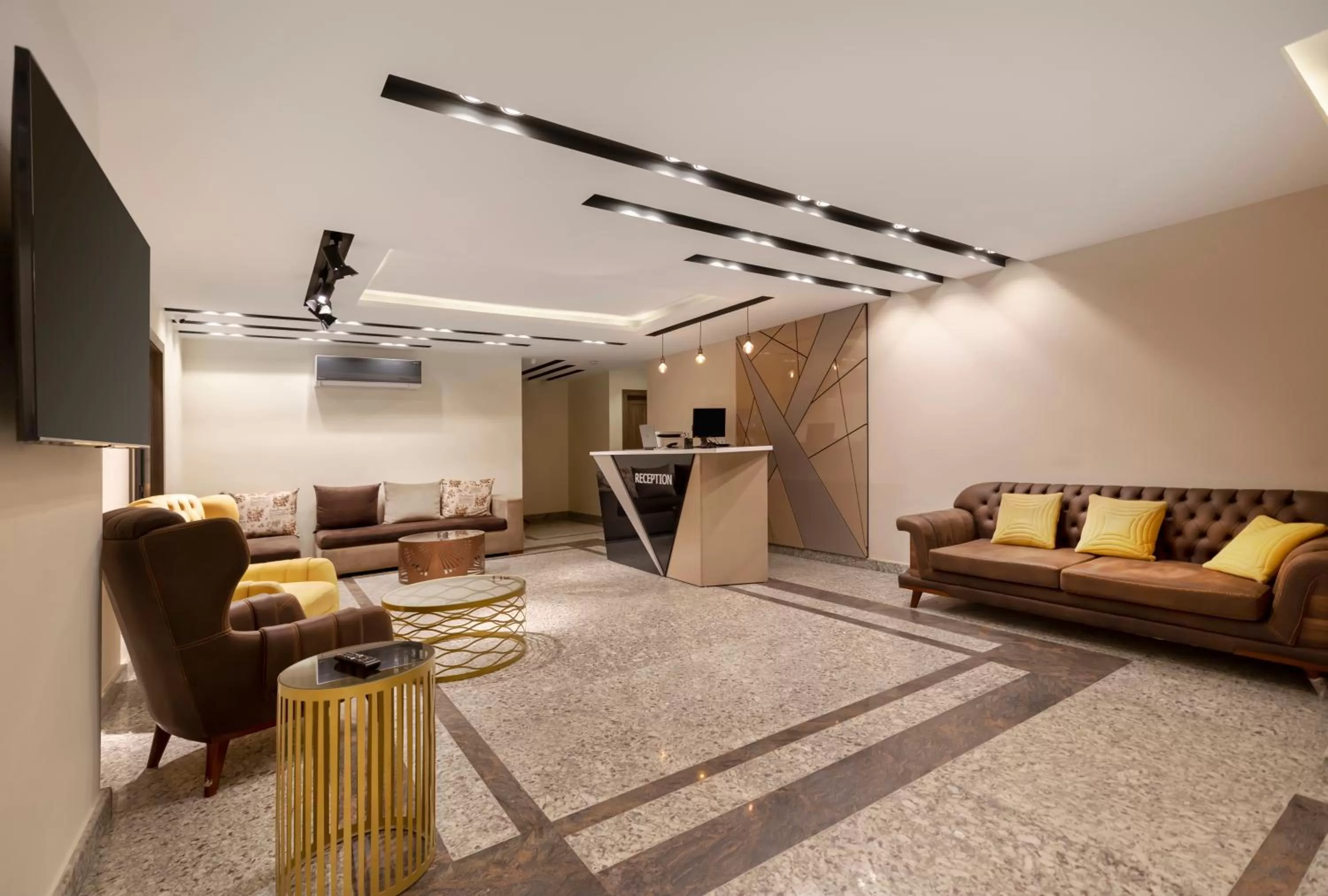 Lobby or reception in Brothers Pyramids View