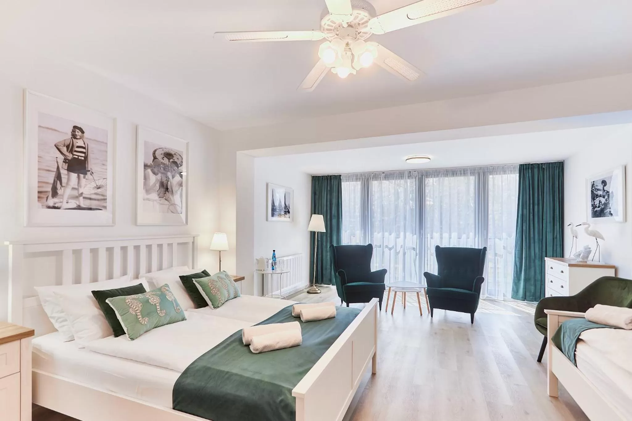 Bed in Villa Astoria