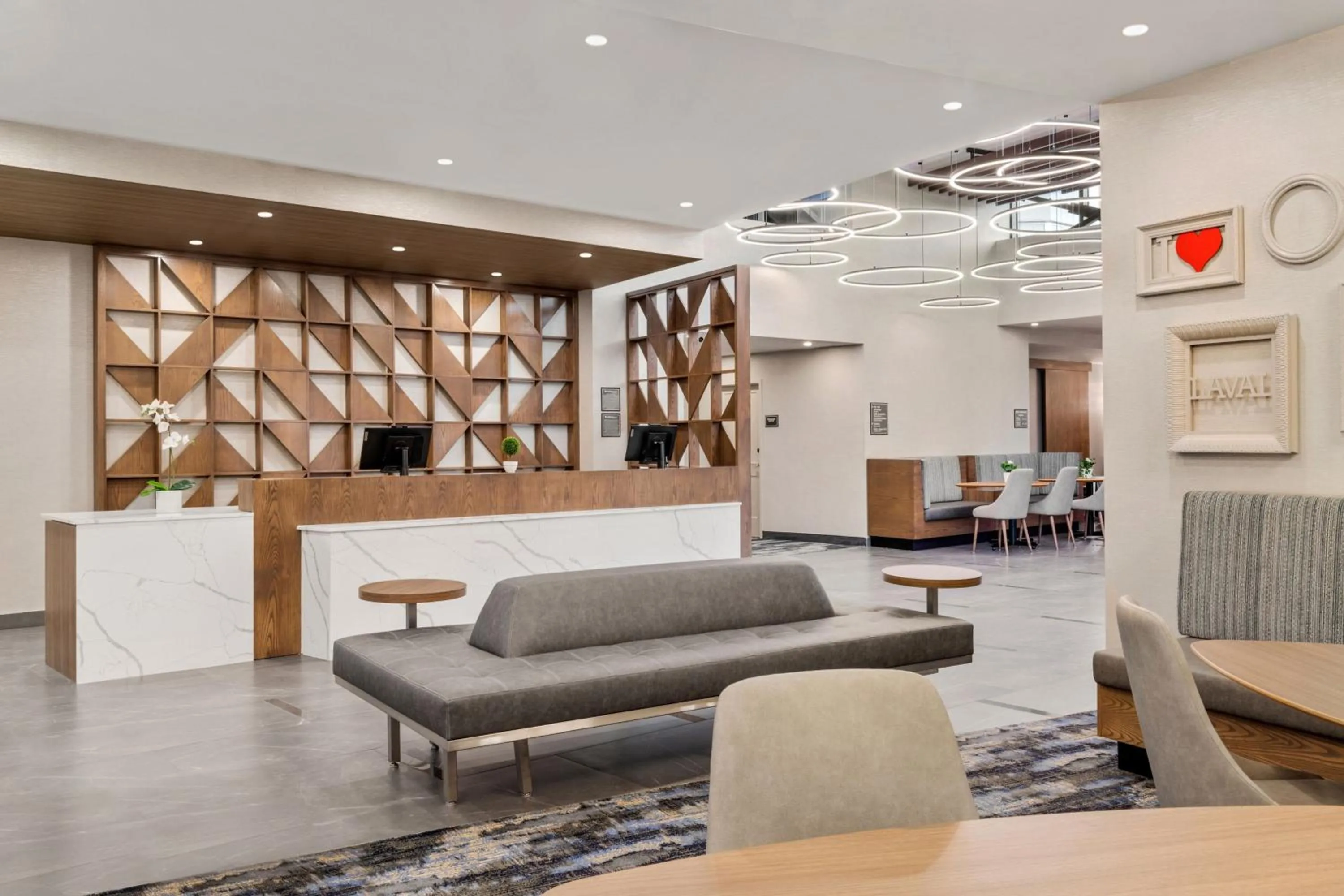 Lobby or reception in Residence Inn by Marriott Laval