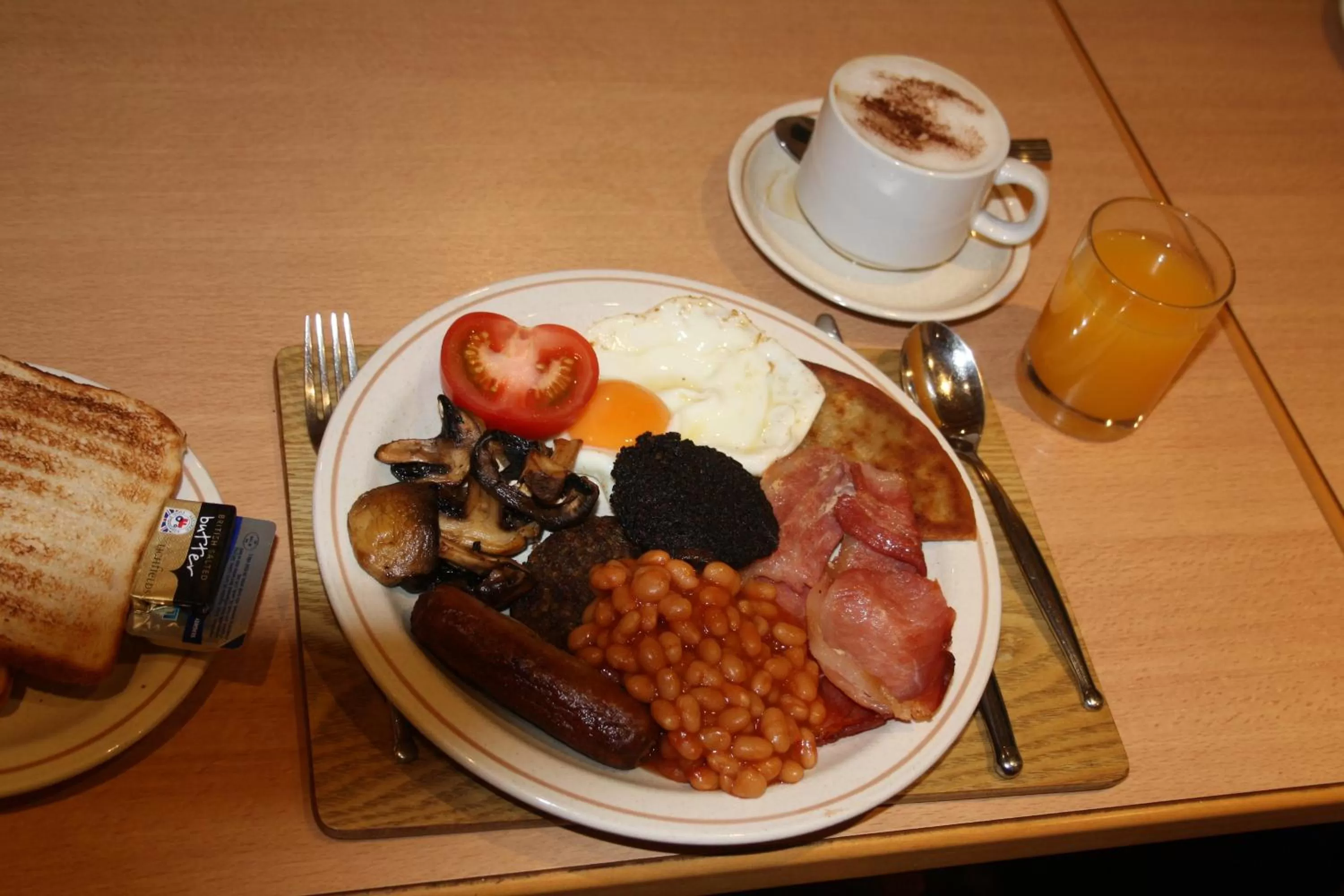 Food and drinks in Sandyford Hotel