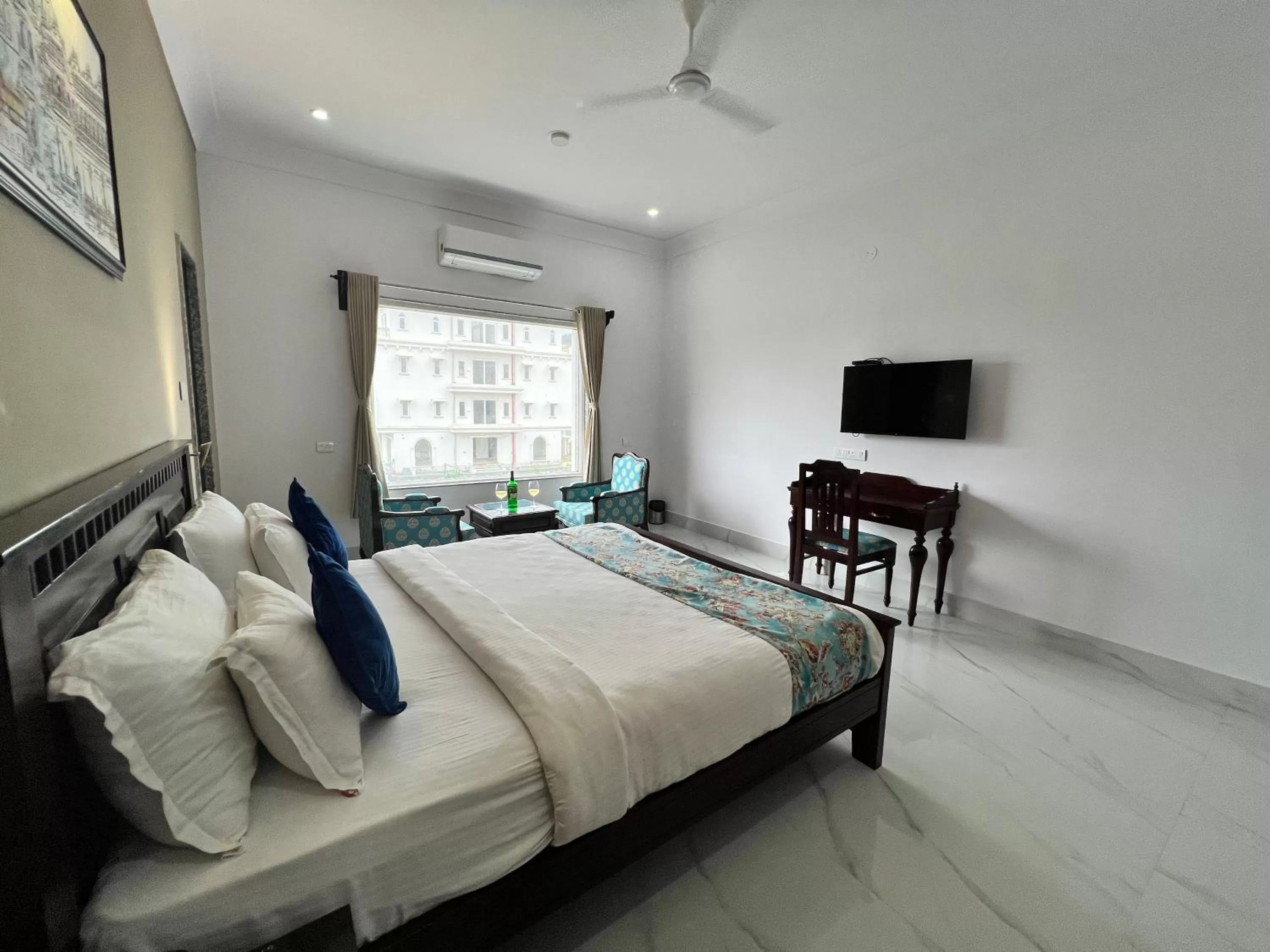 Bedroom in Revaas Lake View Boutique Stay