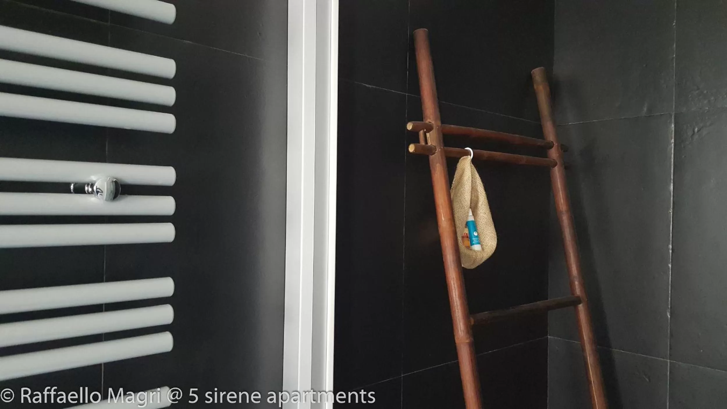 Bathroom in 5 sirene