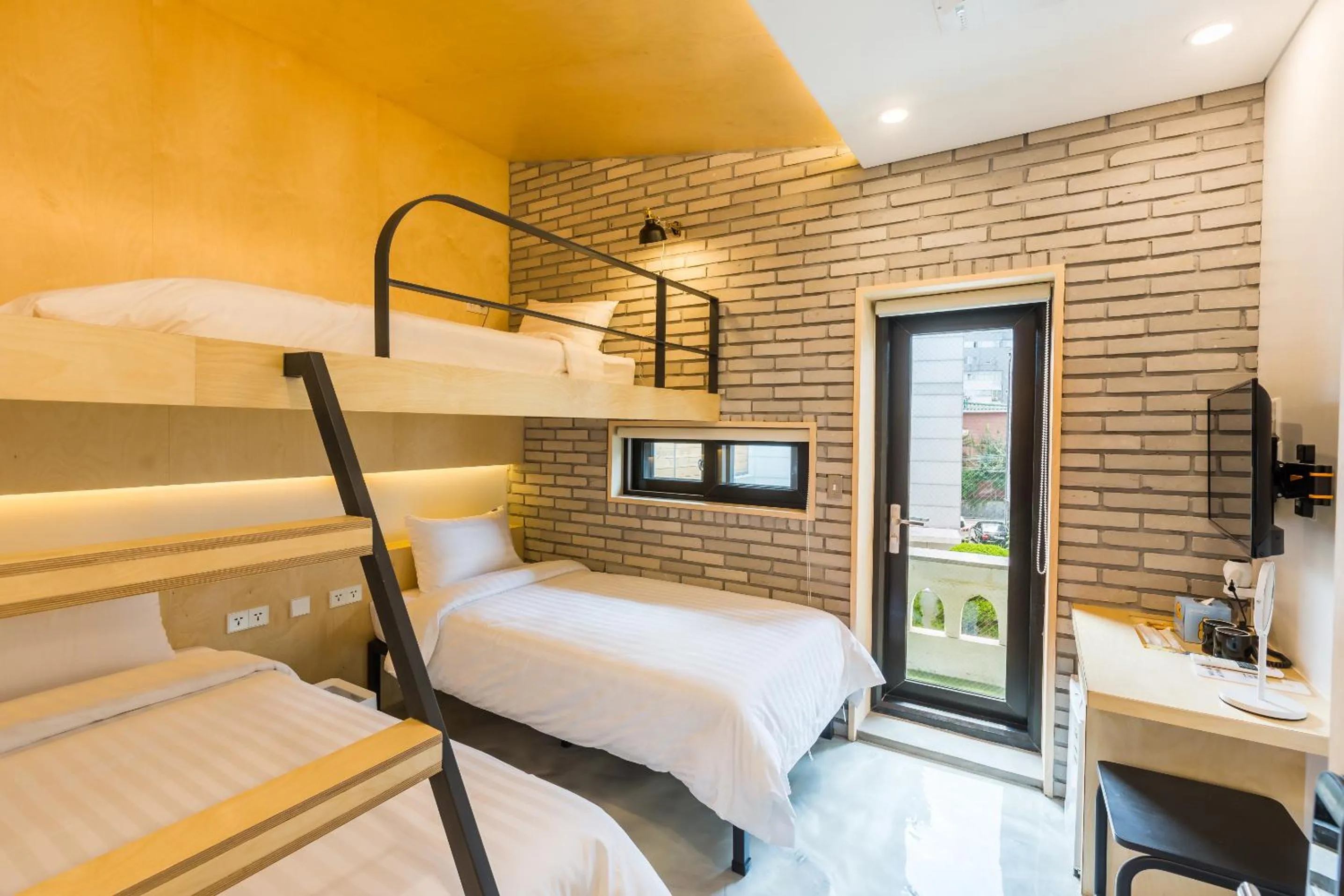 Bed in Hotel Baroato 2nd