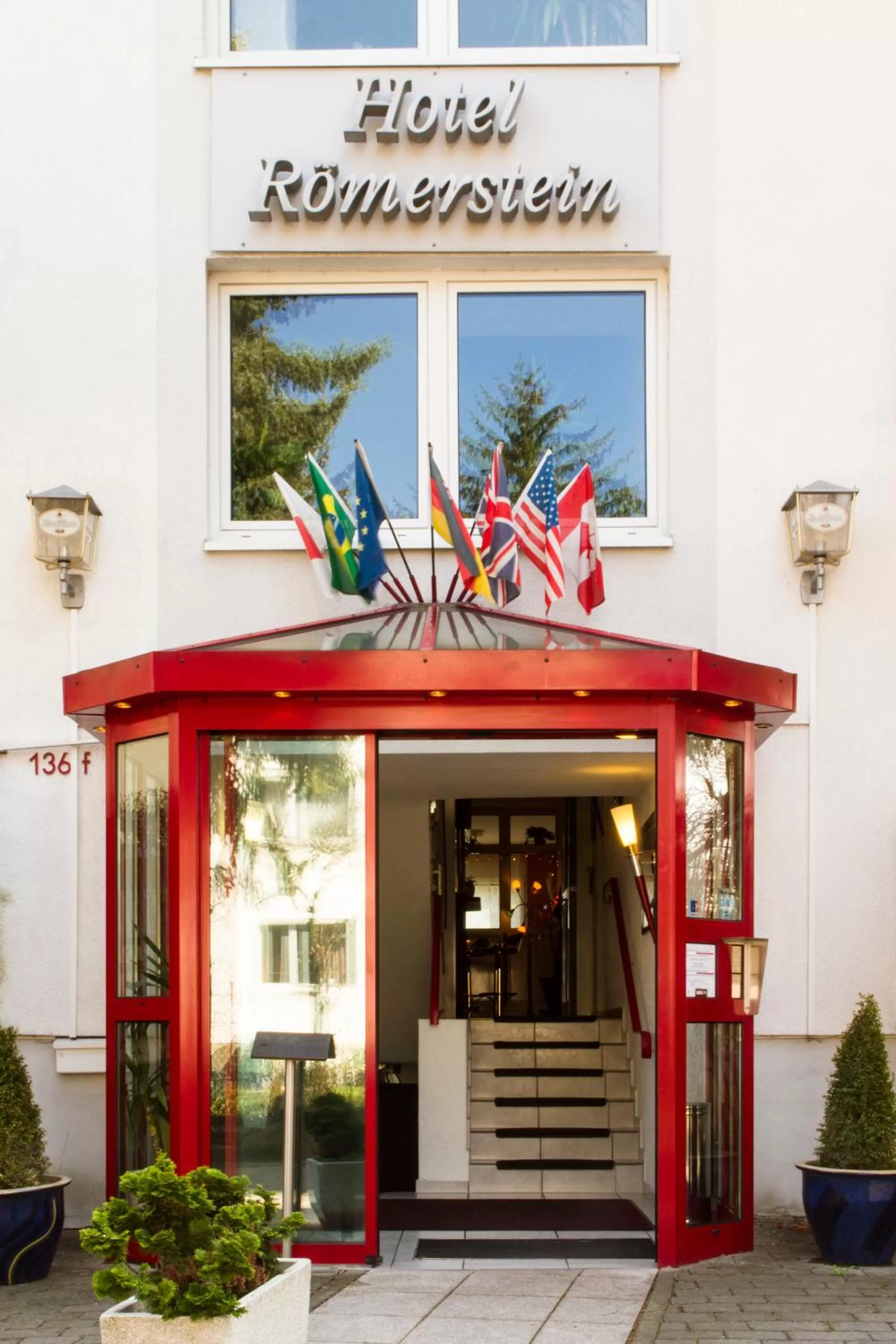 Facade/entrance in Hotel Roemerstein