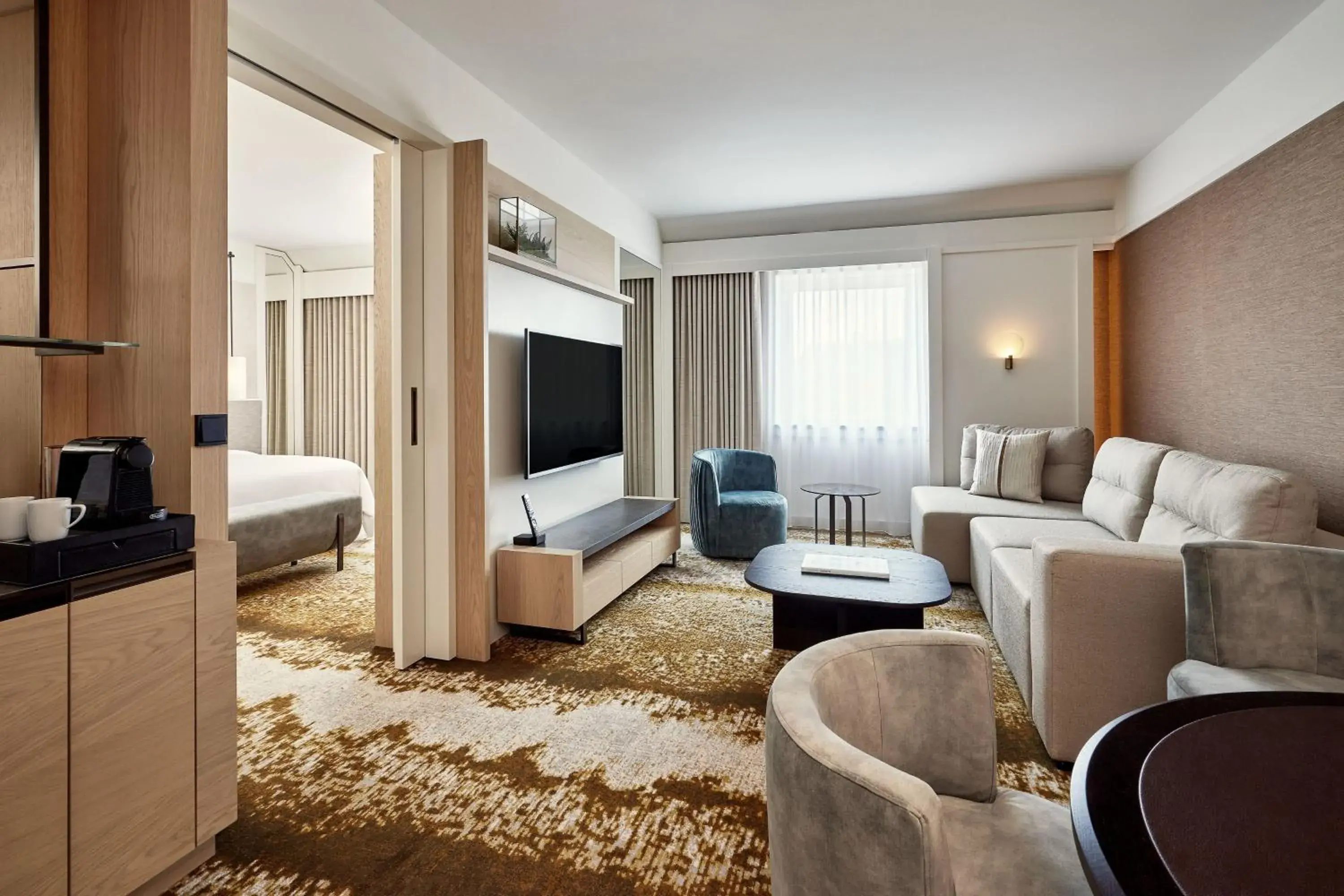 Junior Suite in The Westin Grand Frankfurt Junior Suite in The Westin Grand Frankfurt