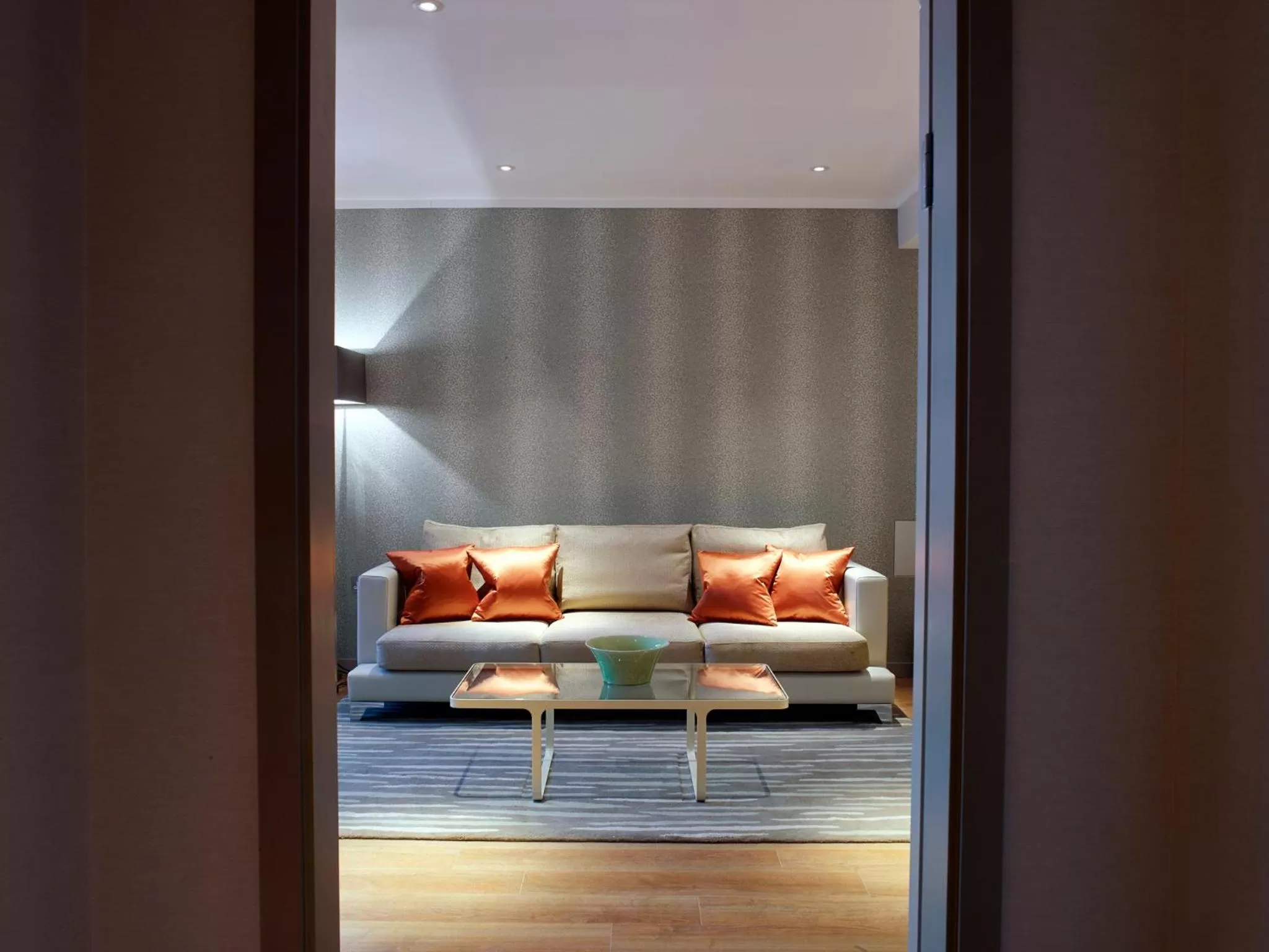 Living room in Cheval Three Quays at The Tower of London