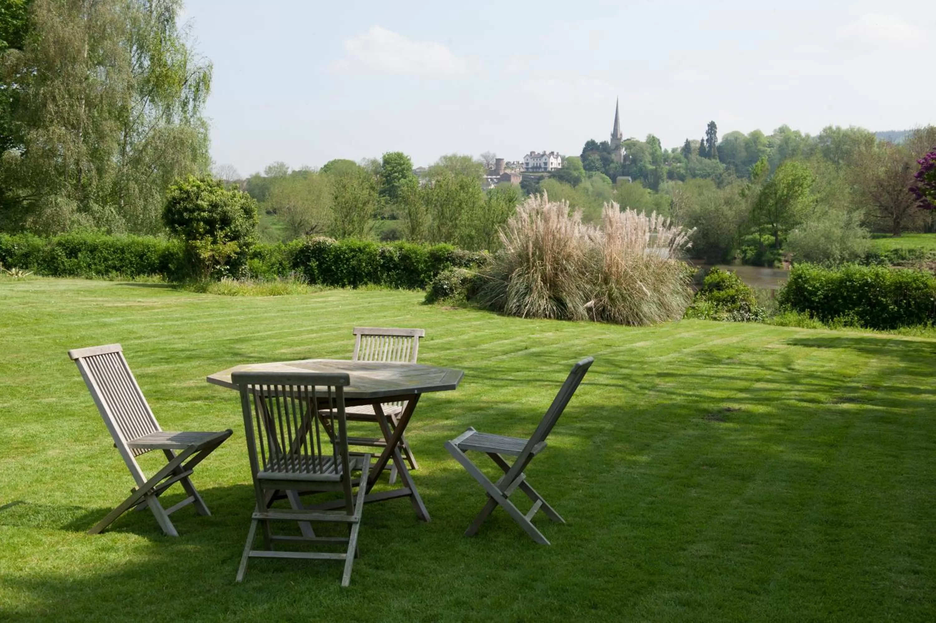 Day, Patio/Outdoor Area in The Bridge House