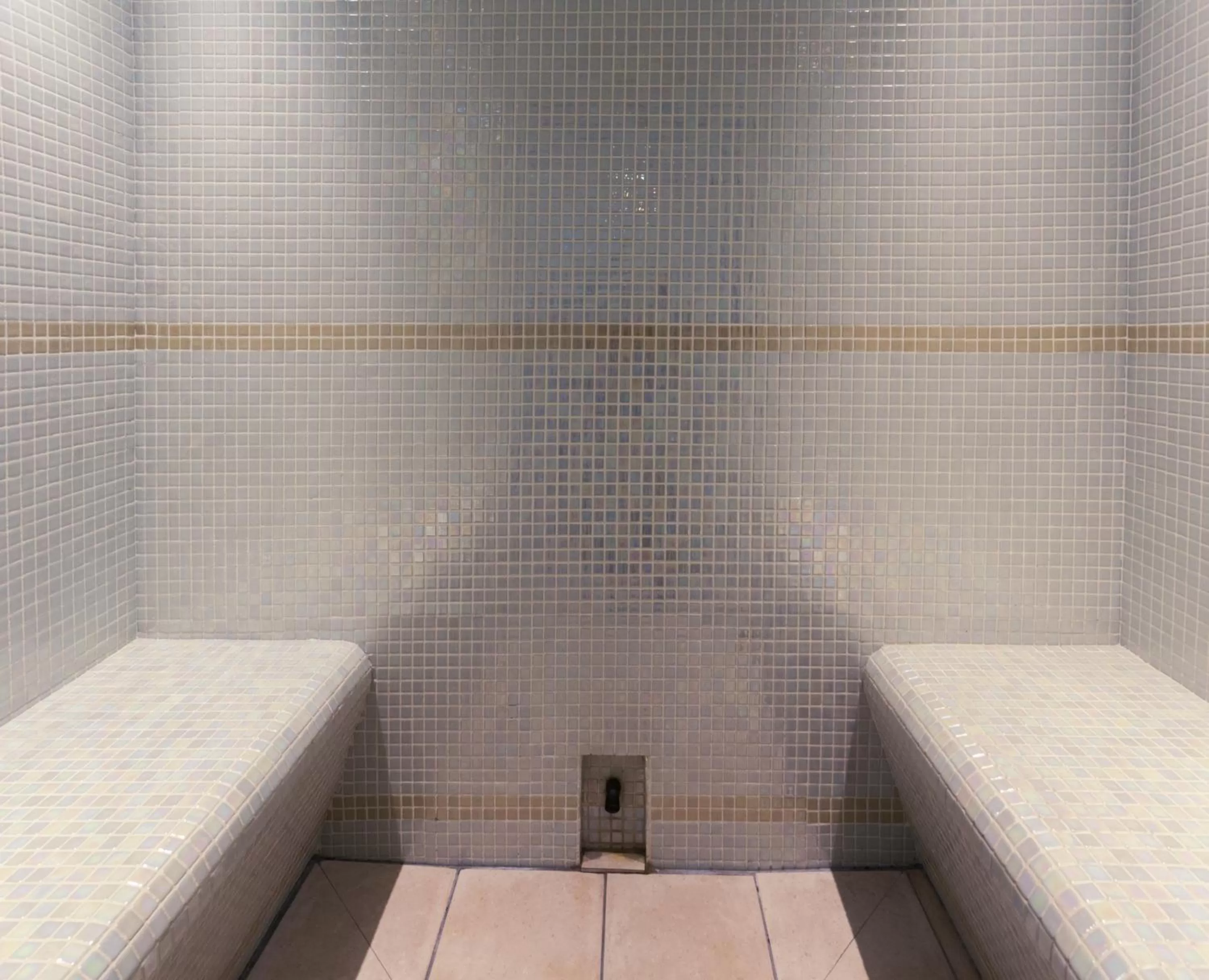 Spa and wellness centre/facilities in Hôtel Mercure Saint-Nectaire Spa & Bien-être