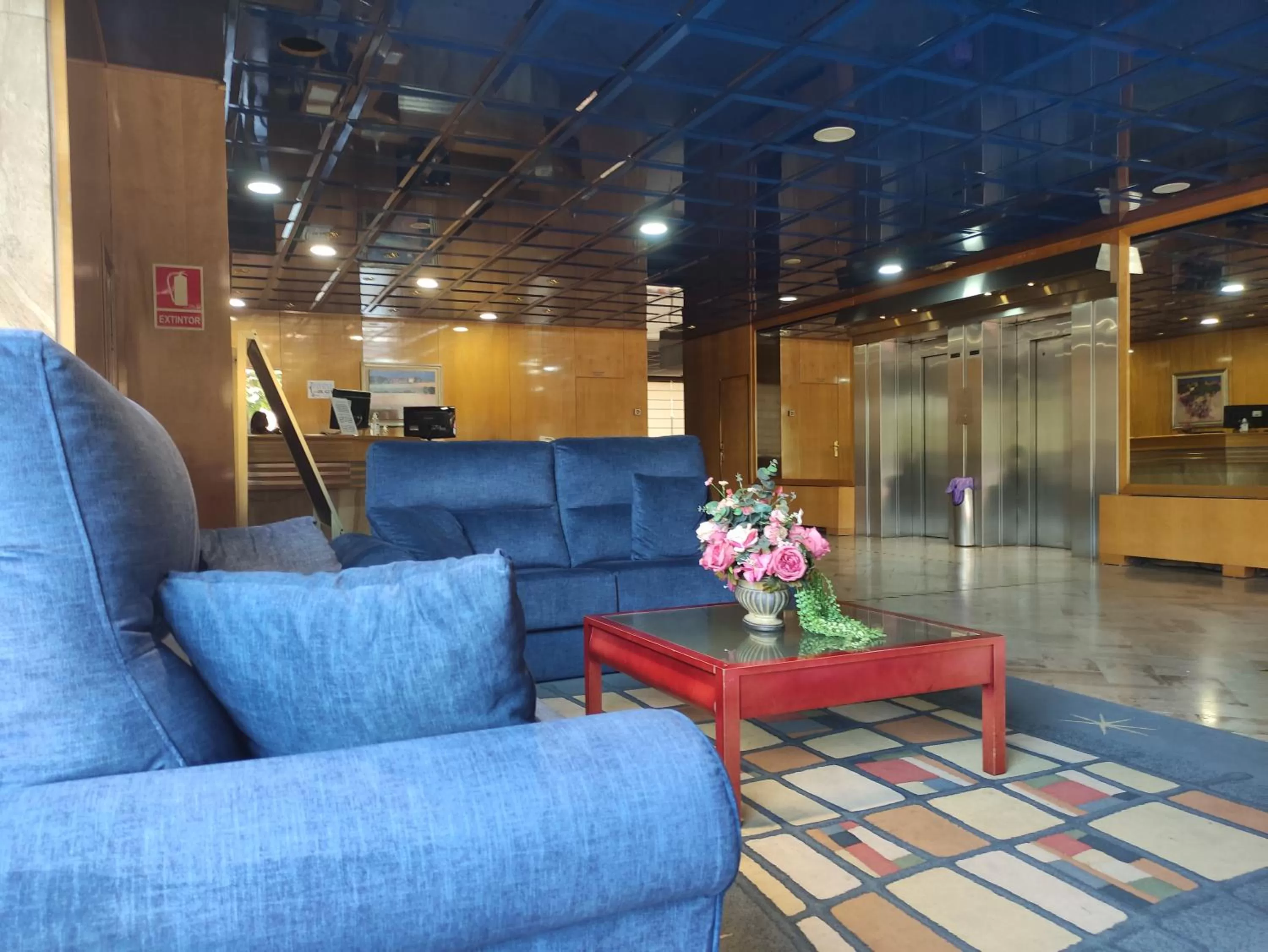 Lobby or reception in Hotel Ébora by Vivere Stays