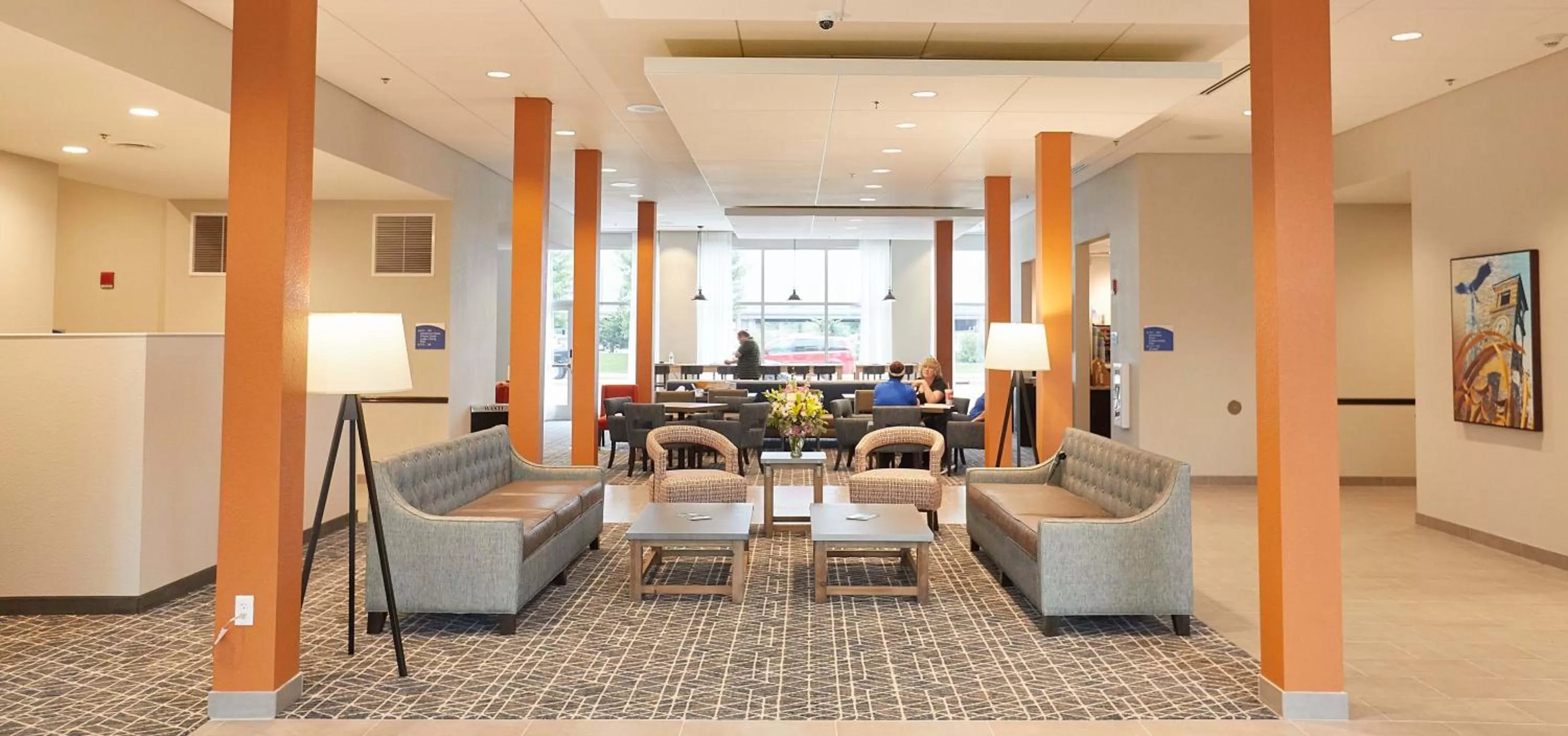 Lobby or reception in Gundersen Hotel & Suites