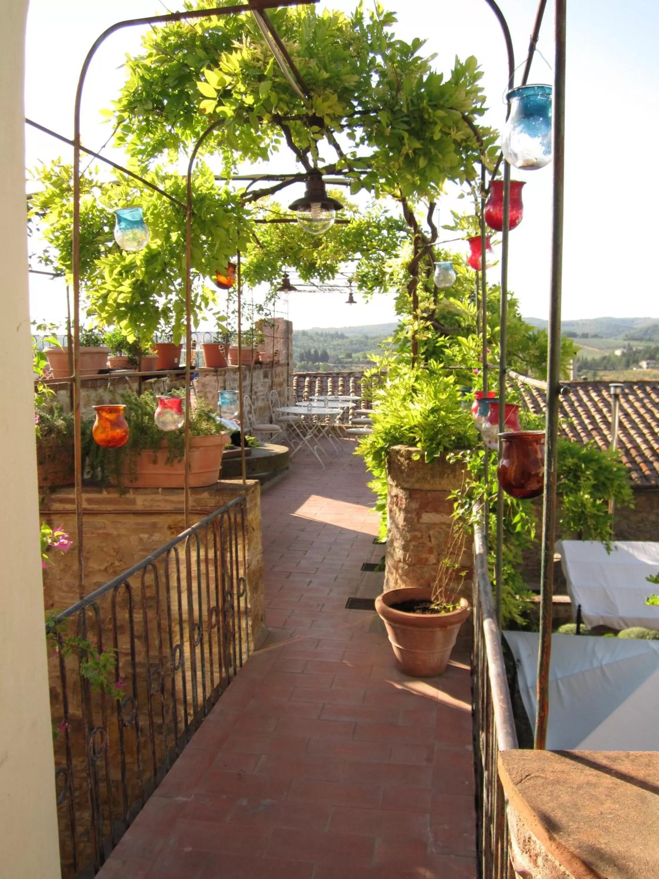 Balcony/Terrace in Le Terrazze Del Chianti b&b Residenza d'Epoca e di Charme