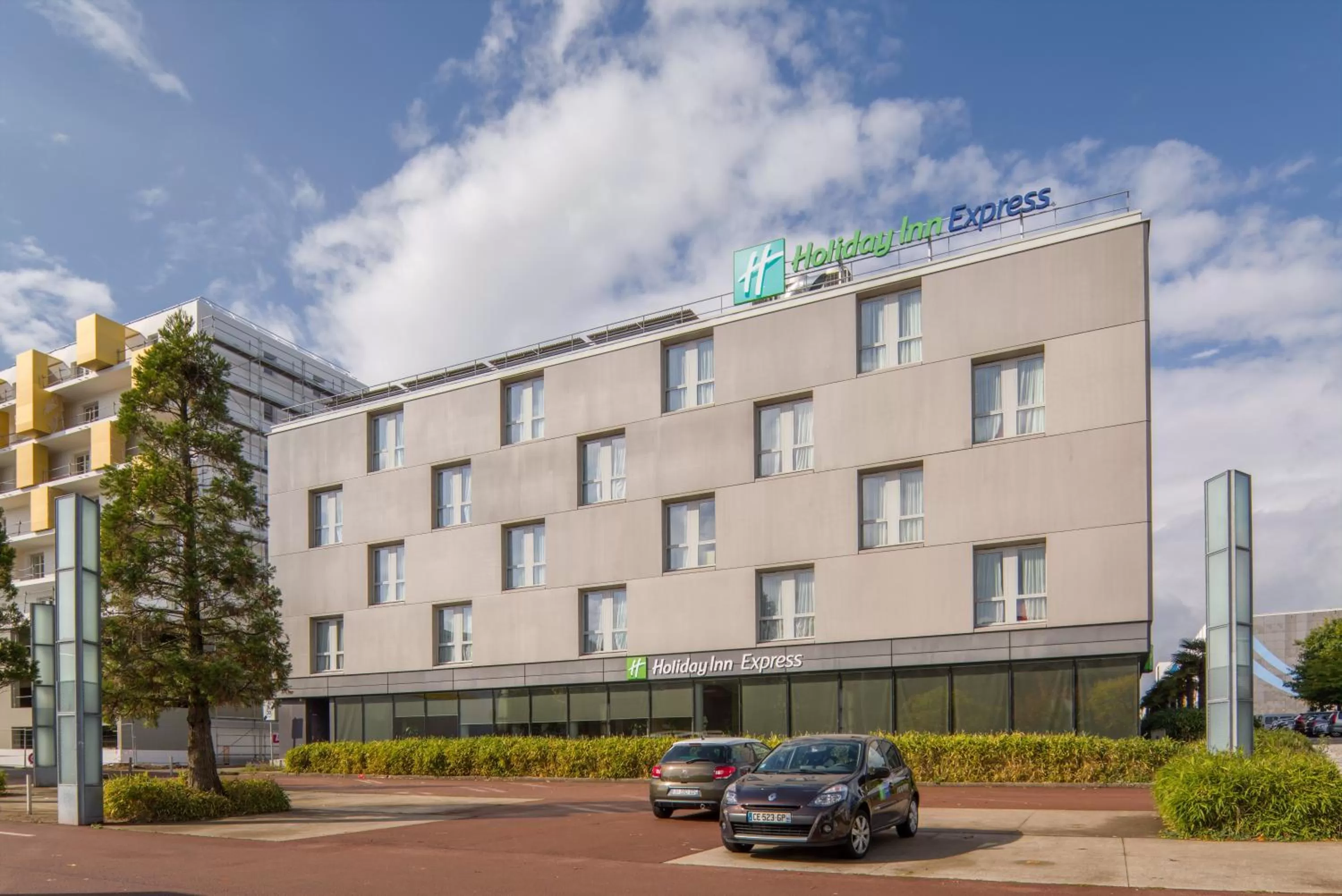 Property building in Holiday Inn Express Saint-Nazaire by IHG