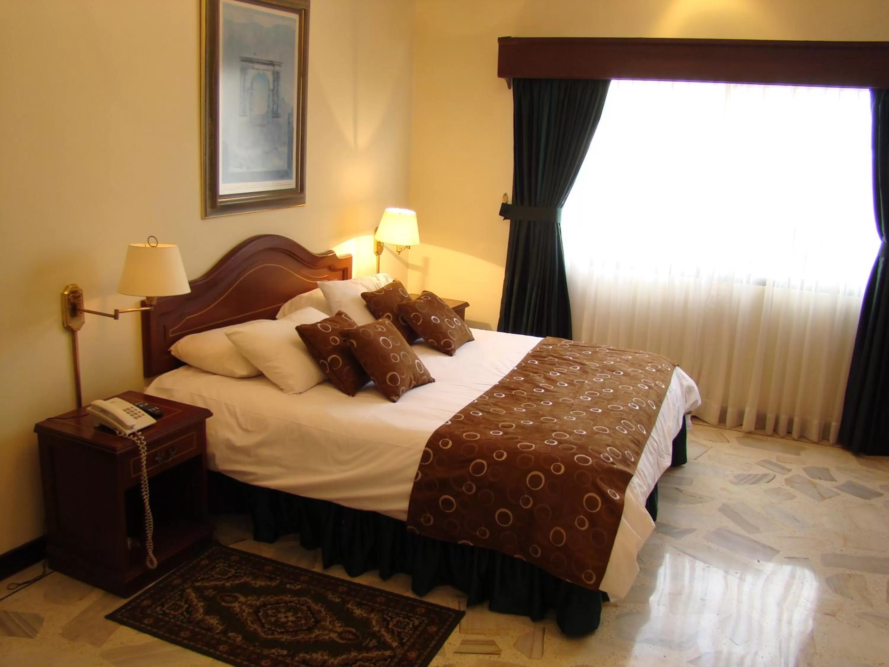 Photo of the whole room, Bed in Hotel San Fernando Real