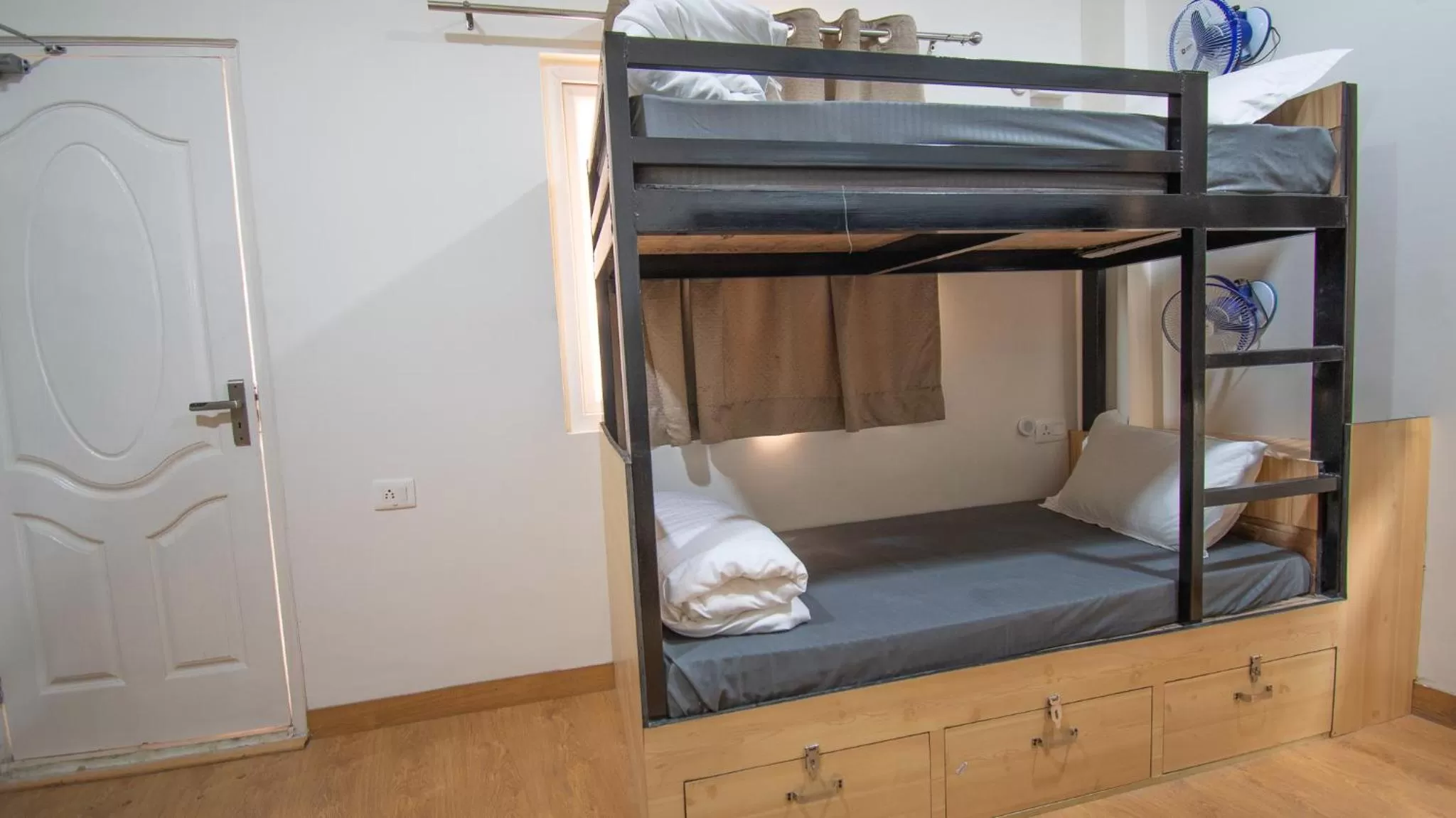 Bed in Around Stays Rishikesh, Tapovan