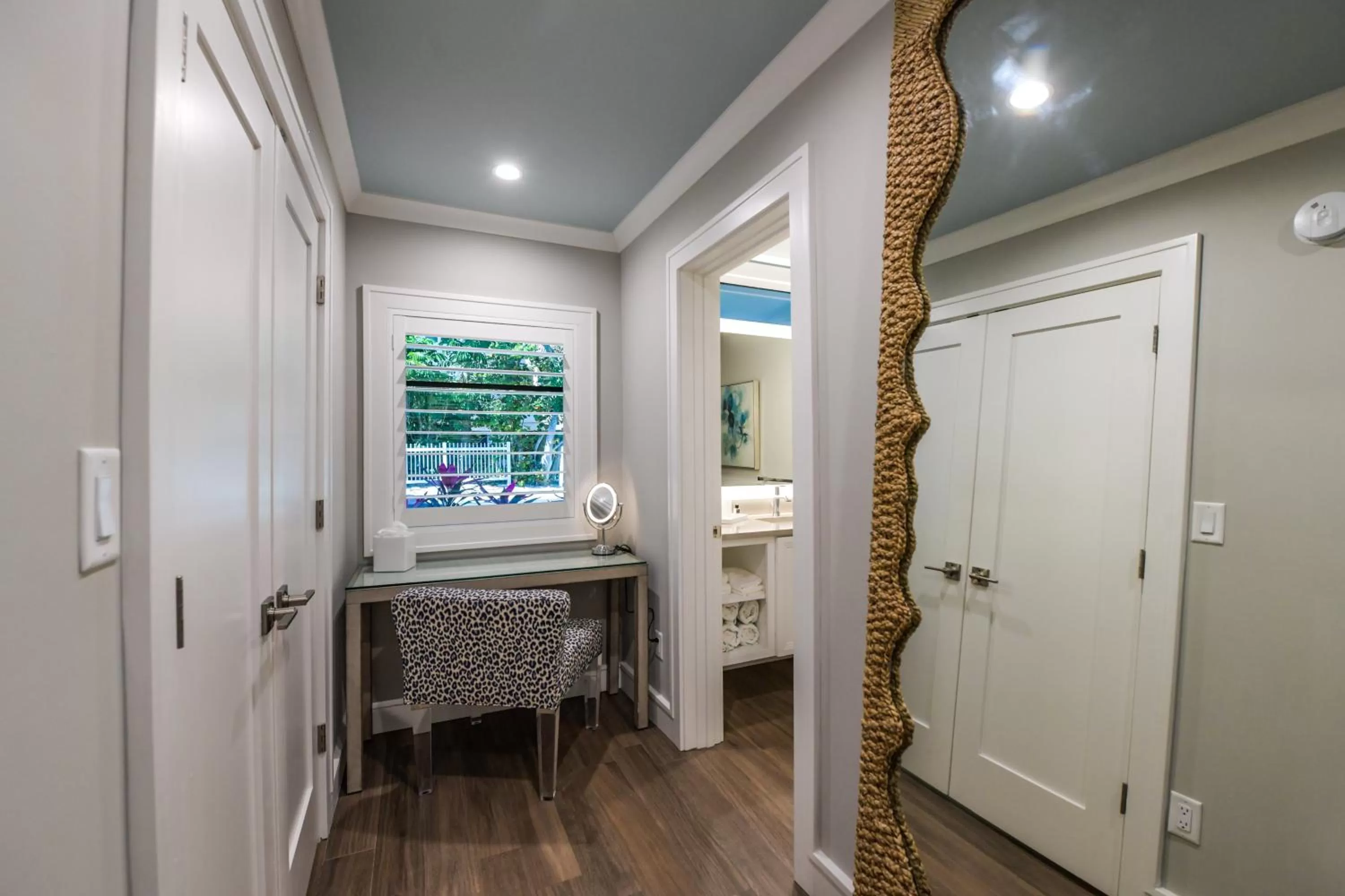 wardrobe in Anna Maria Beach Resort