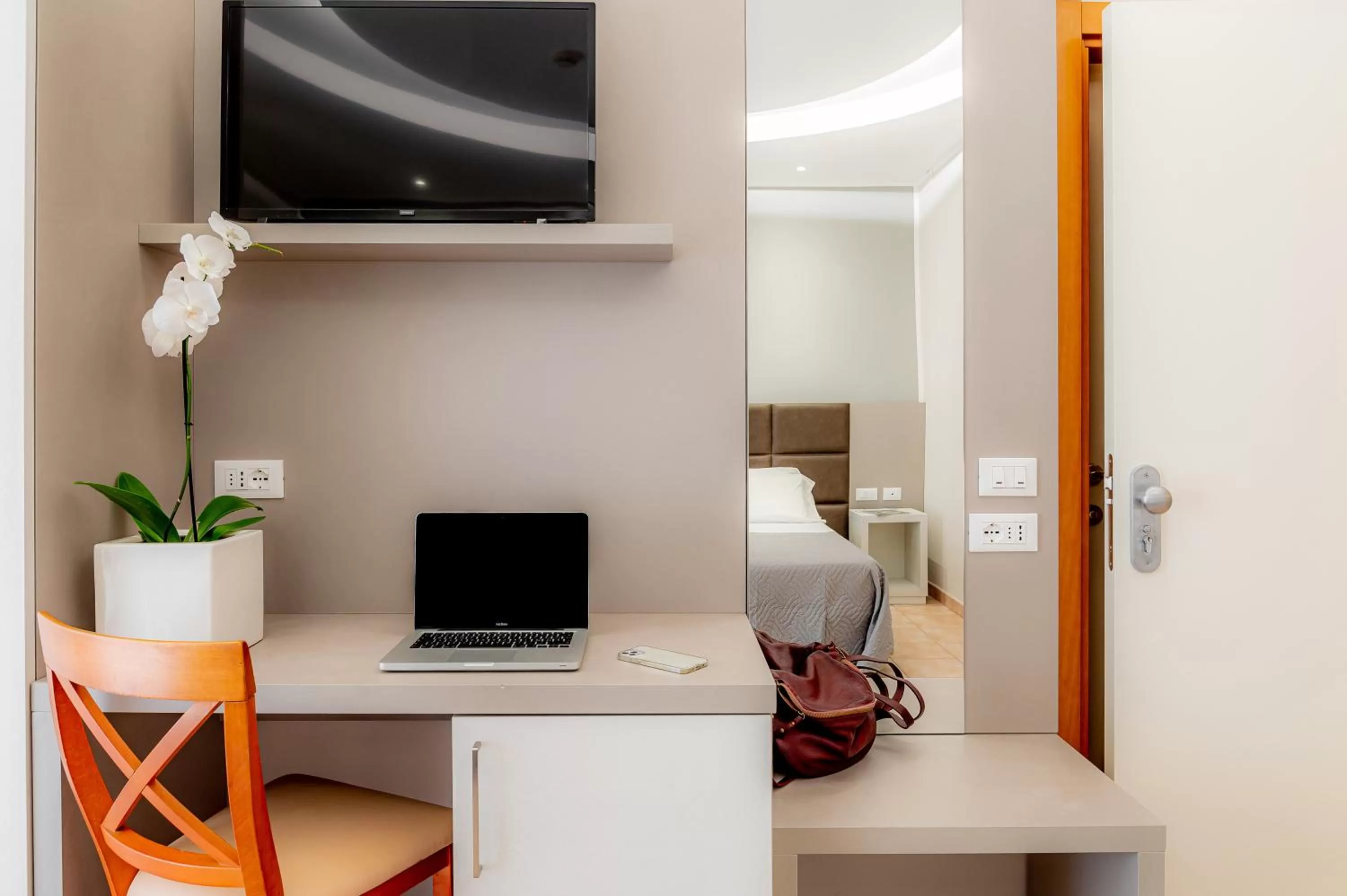 Bedroom, Bed in Hotel Adria