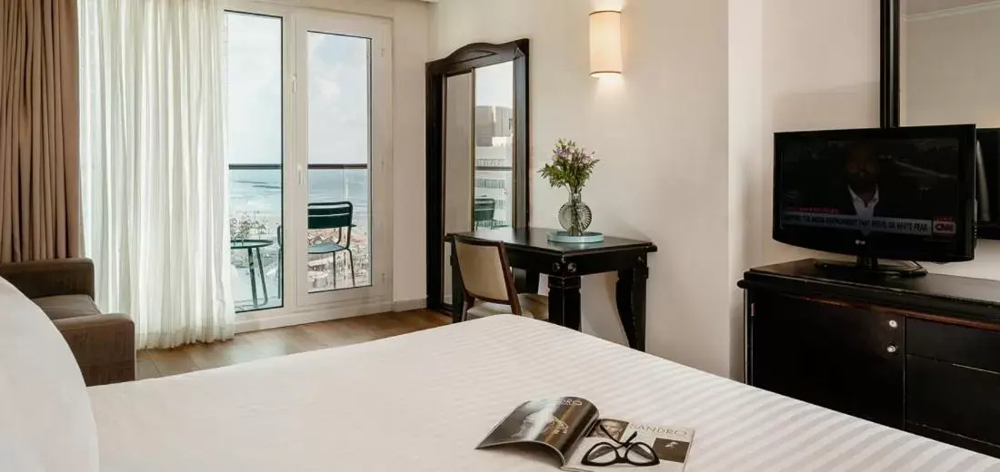 Standard Room in Crowne Plaza Tel Aviv Beach, an IHG Hotel Standard Room in Crowne Plaza Tel Aviv Beach, an IHG Hotel