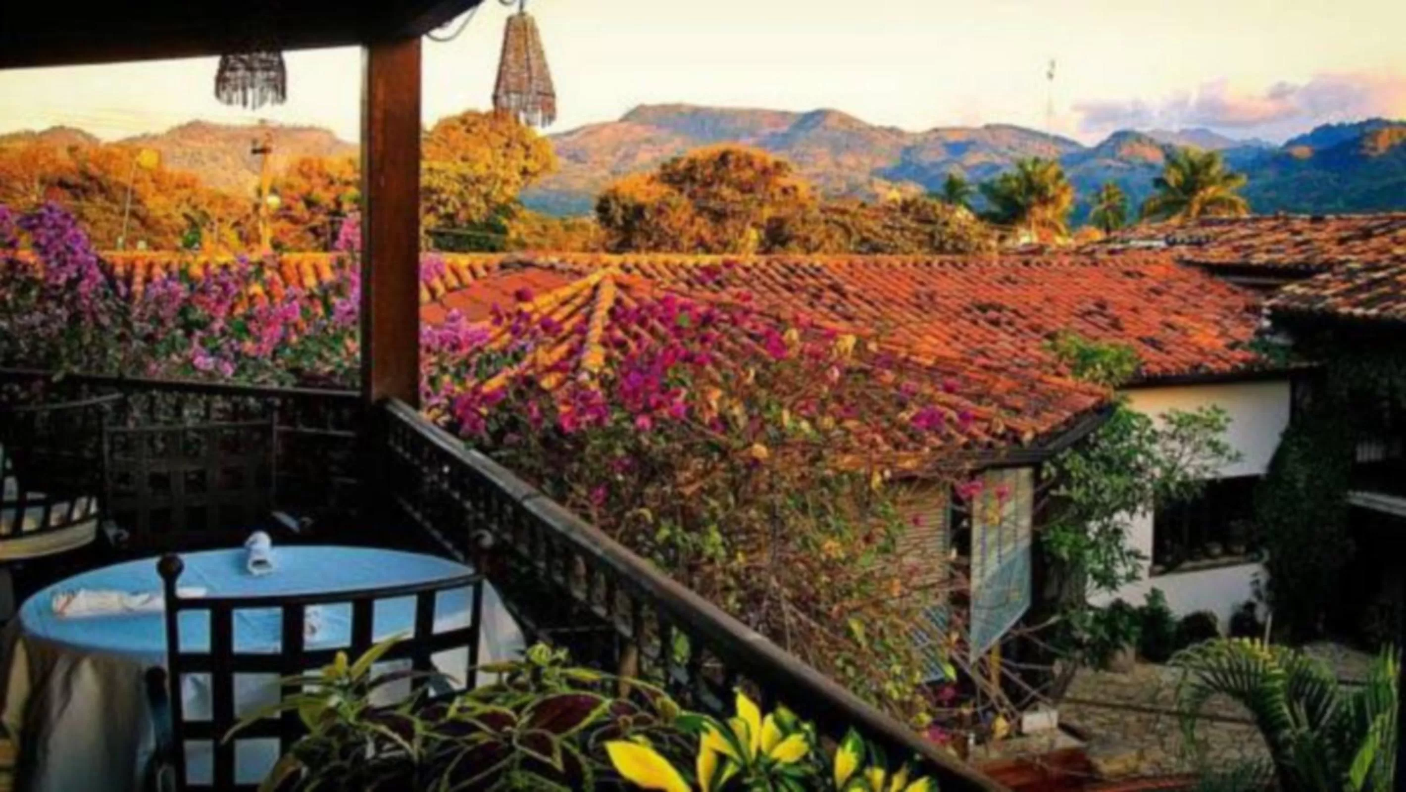 Restaurant/places to eat in Hotel Marina Copan