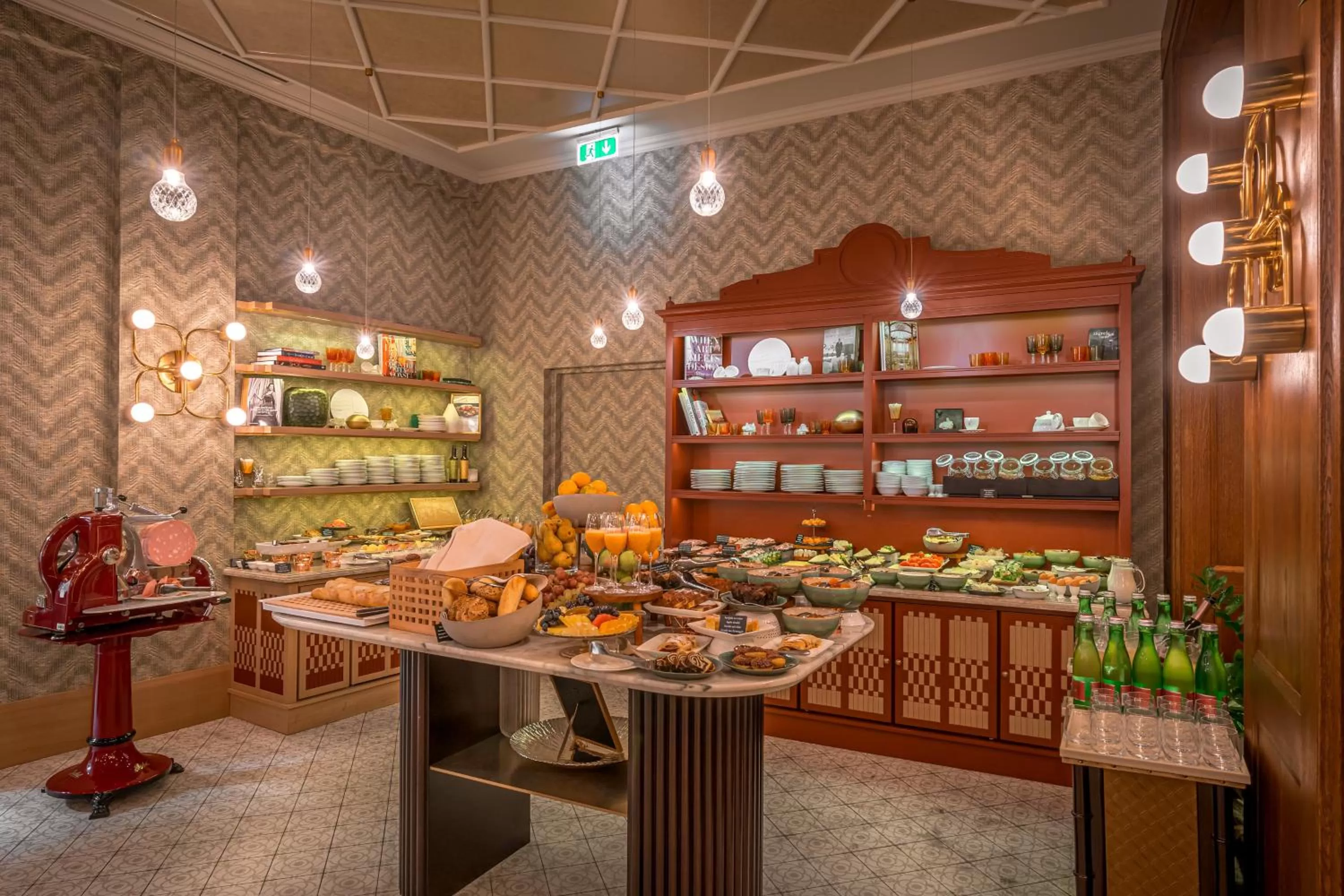 Food in Hotel Capital