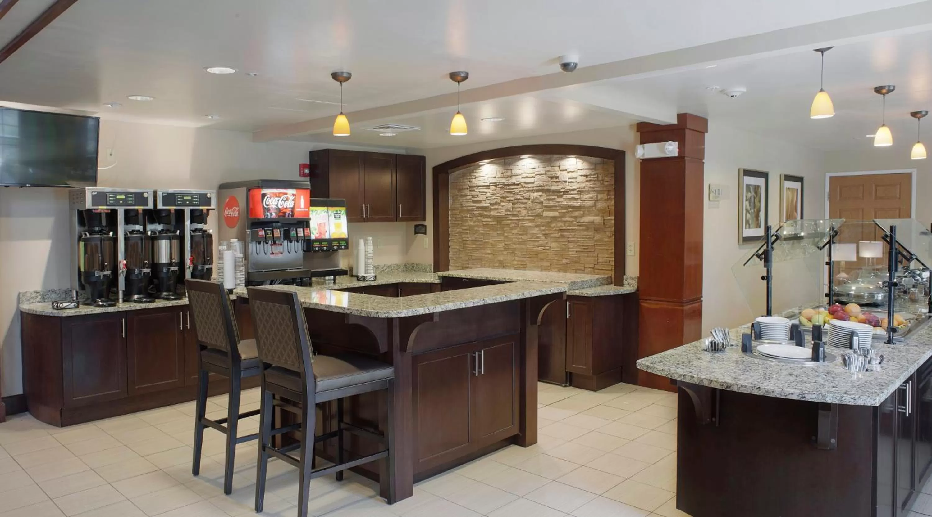 Restaurant/places to eat in Staybridge Suites Fayetteville by IHG