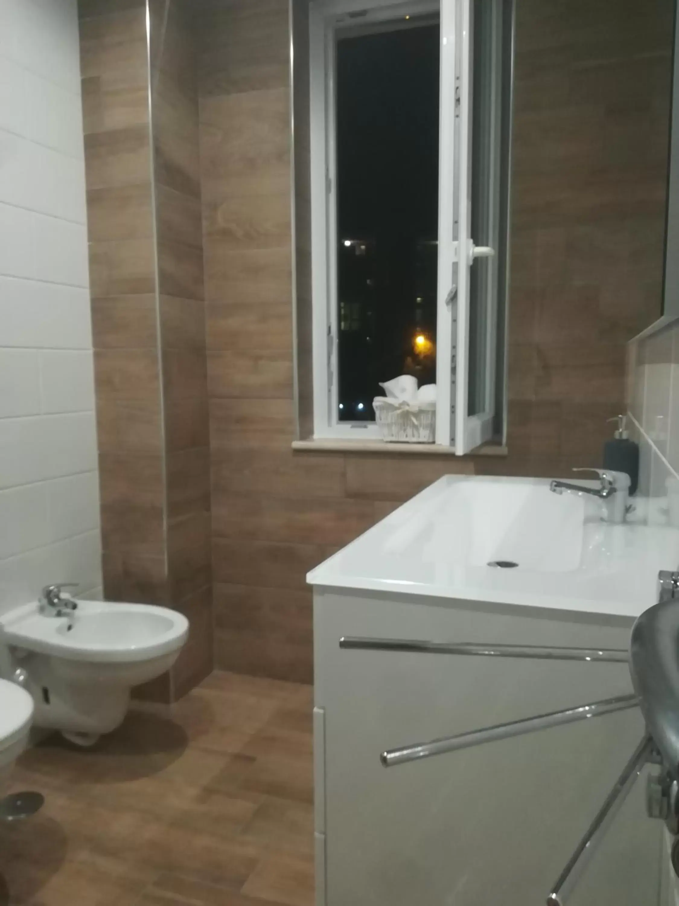 Deluxe Double Room in B&B Purple Italy Deluxe Double Room in B&B Purple Italy